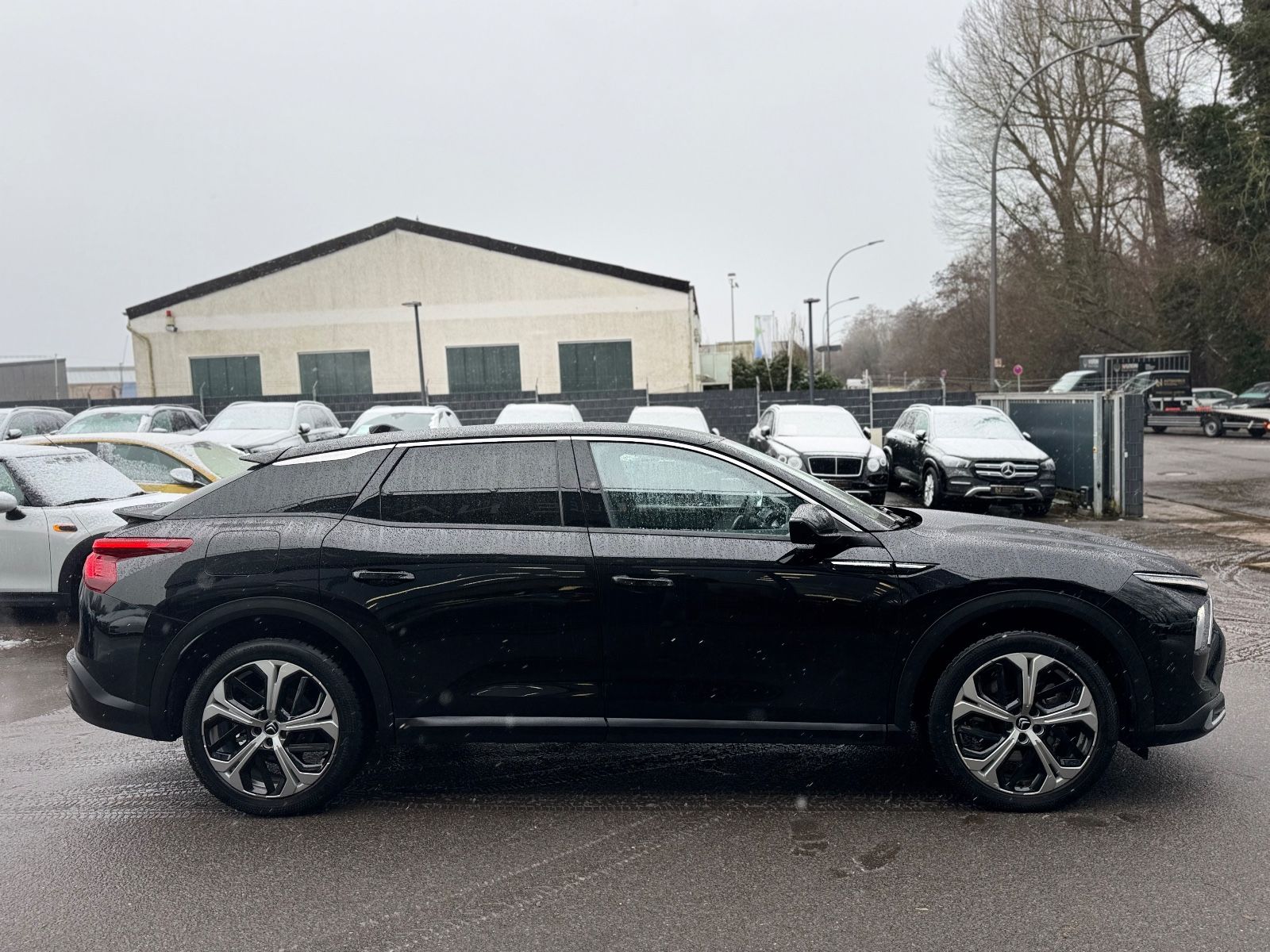 Fahrzeugabbildung Citroën C5 X FEEL PLUG IN HYBRID*AUT*1.HD*KAMERA*NAVI*