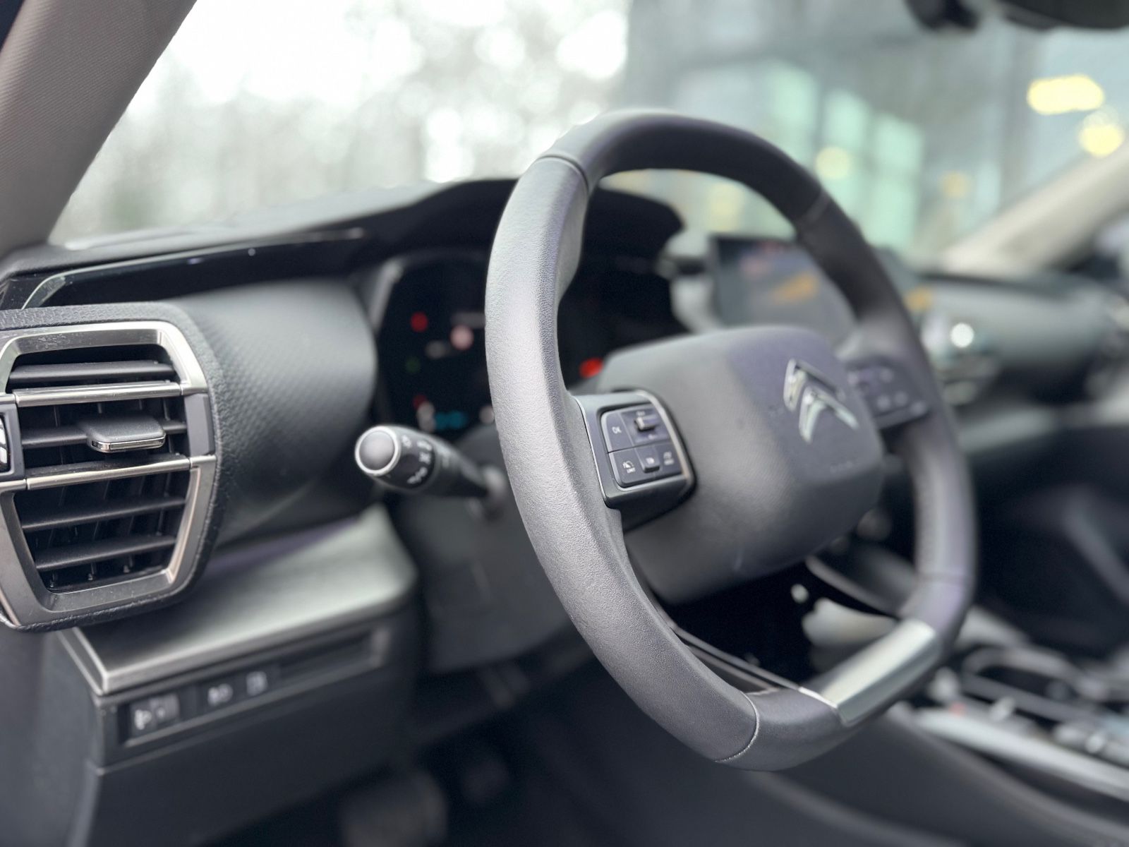 Fahrzeugabbildung Citroën C5 X FEEL PLUG IN HYBRID*AUT*1.HD*KAMERA*NAVI*