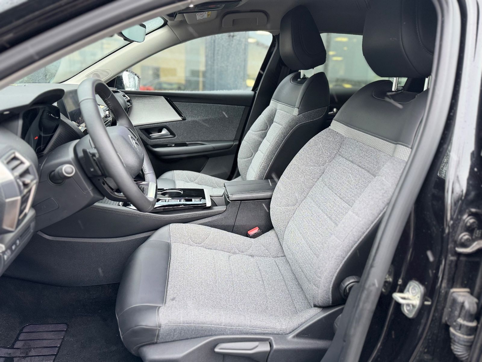 Fahrzeugabbildung Citroën C5 X FEEL PLUG IN HYBRID*AUT*1.HD*KAMERA*NAVI*