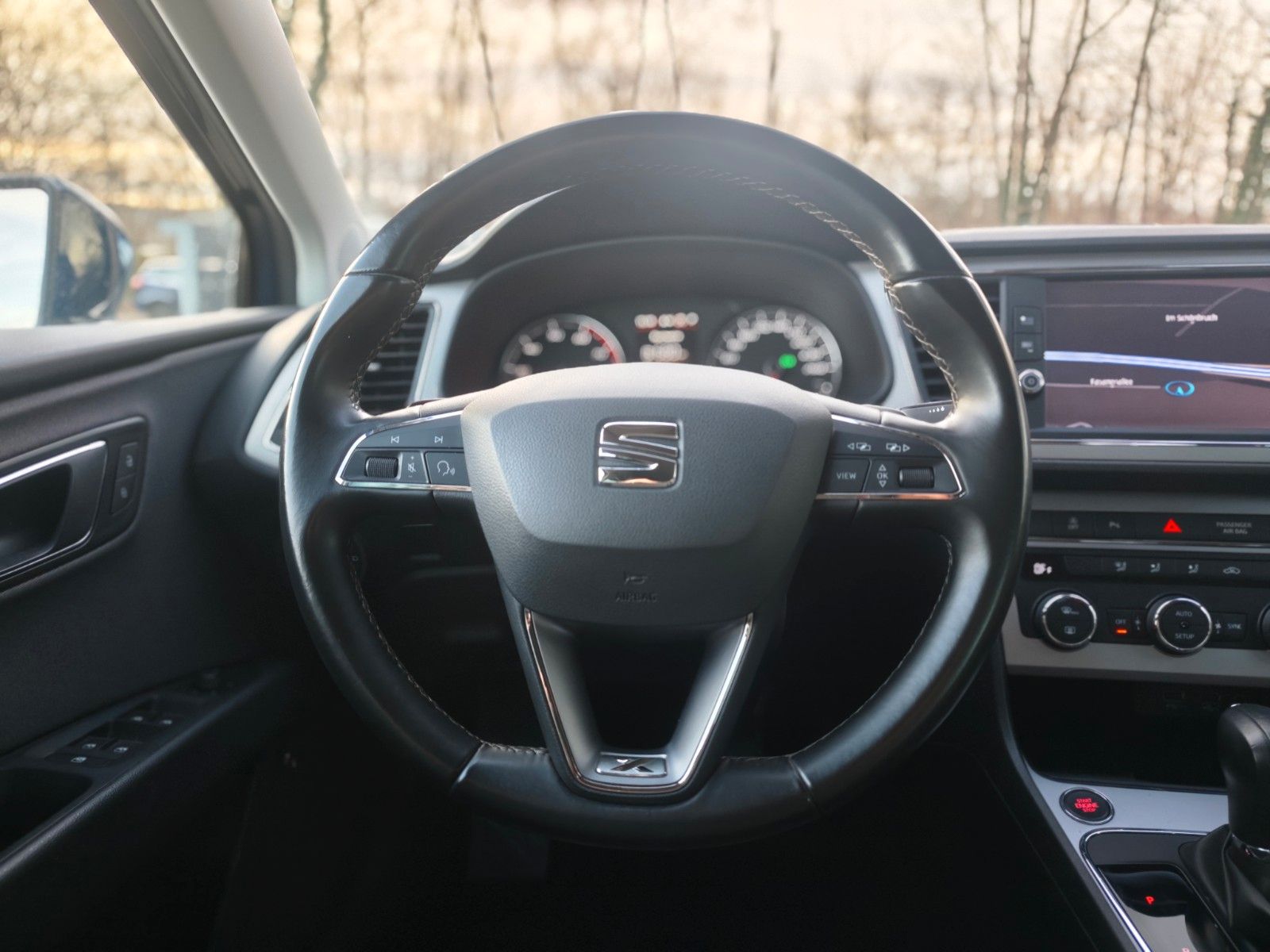 Fahrzeugabbildung SEAT LEON ST XCELLENCE*AUT*2.HD*ACC*BEATS*NAVI*