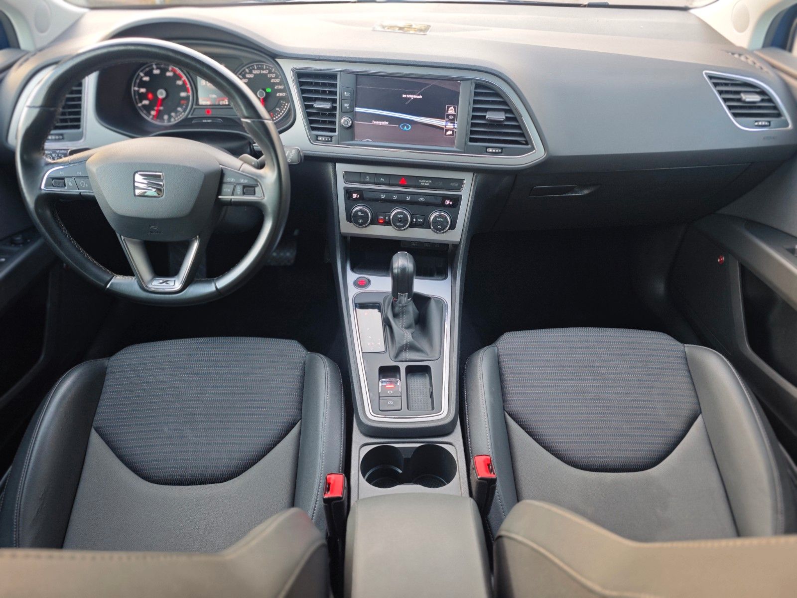 Fahrzeugabbildung SEAT LEON ST XCELLENCE*AUT*2.HD*ACC*BEATS*NAVI*