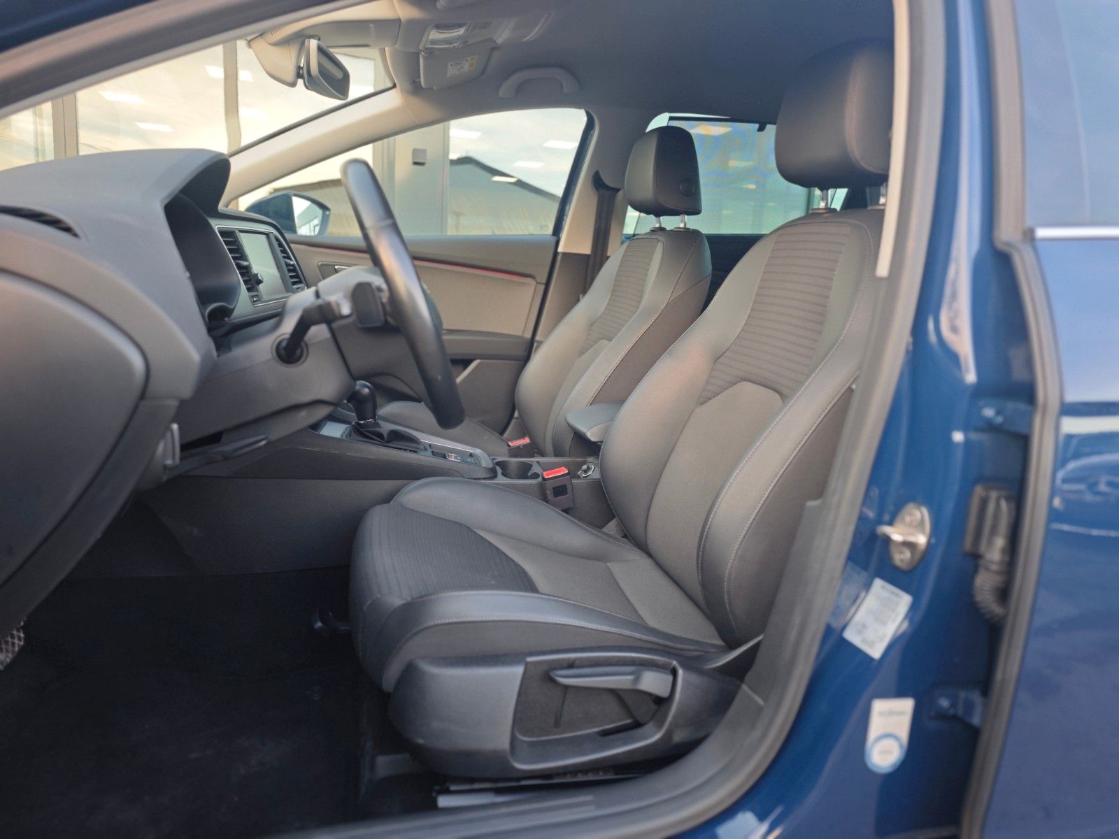 Fahrzeugabbildung SEAT LEON ST XCELLENCE*AUT*2.HD*ACC*BEATS*NAVI*