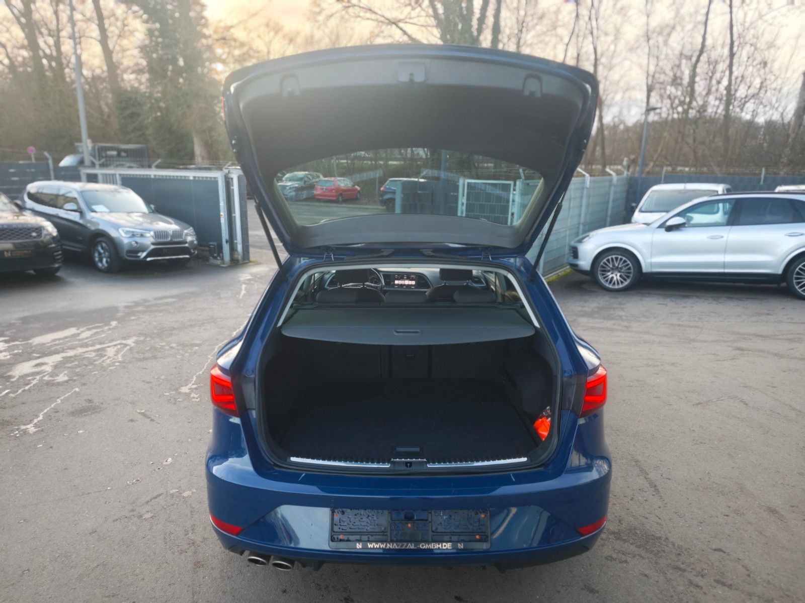 Fahrzeugabbildung SEAT LEON ST XCELLENCE*AUT*2.HD*ACC*BEATS*NAVI*