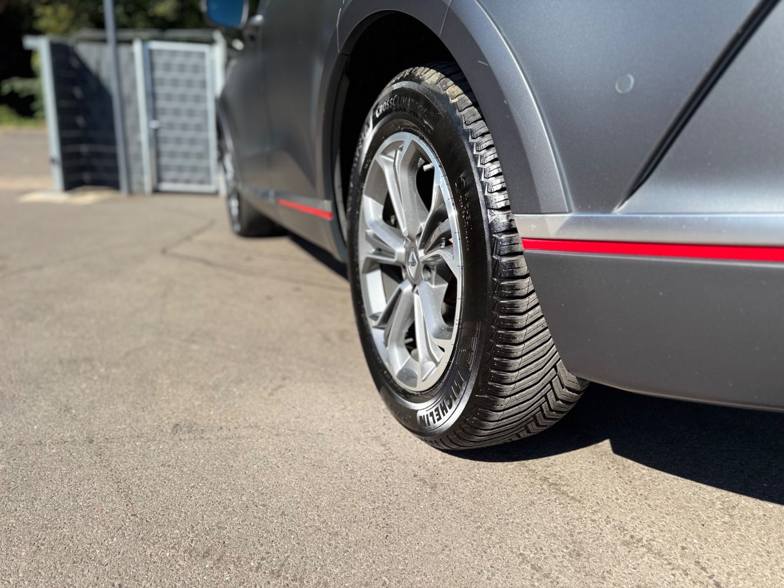 Fahrzeugabbildung Borgward BX7 TS EDITION*PANORAMA*SHZ*LED*LEDER*360°*