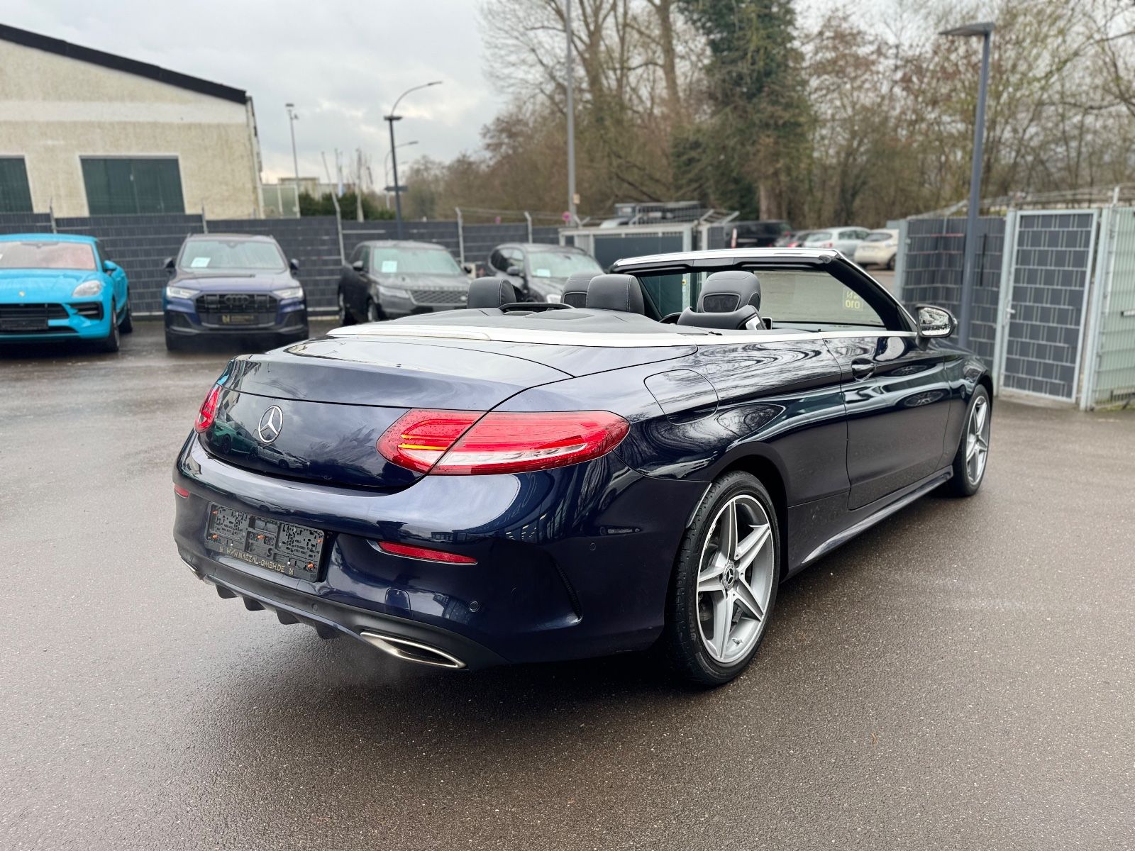 Fahrzeugabbildung Mercedes-Benz C 180 CABRIO*AMG-LINE*AIRSCARF*LEDER*VOLL-LED*
