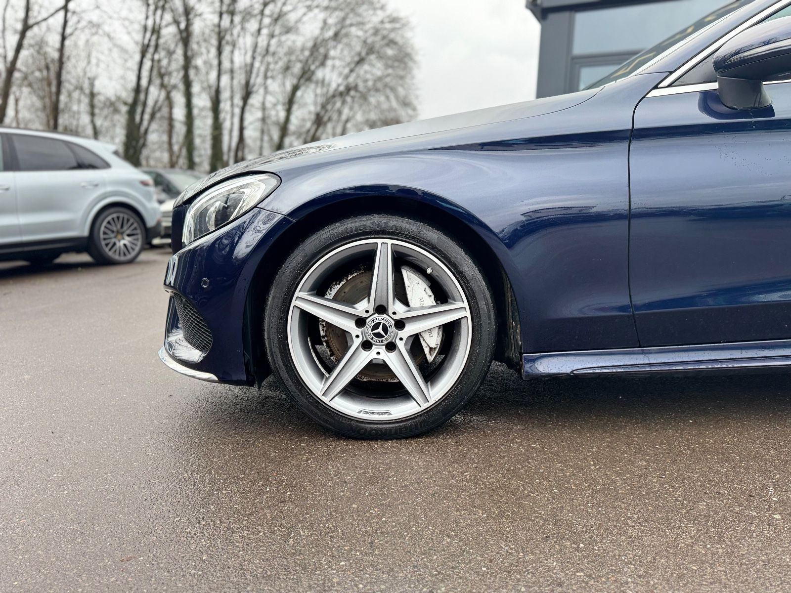 Fahrzeugabbildung Mercedes-Benz C 180 CABRIO*AMG-LINE*AIRSCARF*LEDER*VOLL-LED*