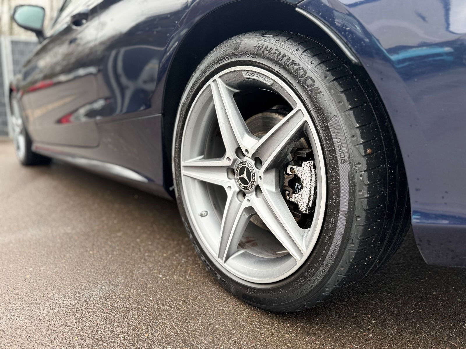 Fahrzeugabbildung Mercedes-Benz C 180 CABRIO*AMG-LINE*AIRSCARF*LEDER*VOLL-LED*