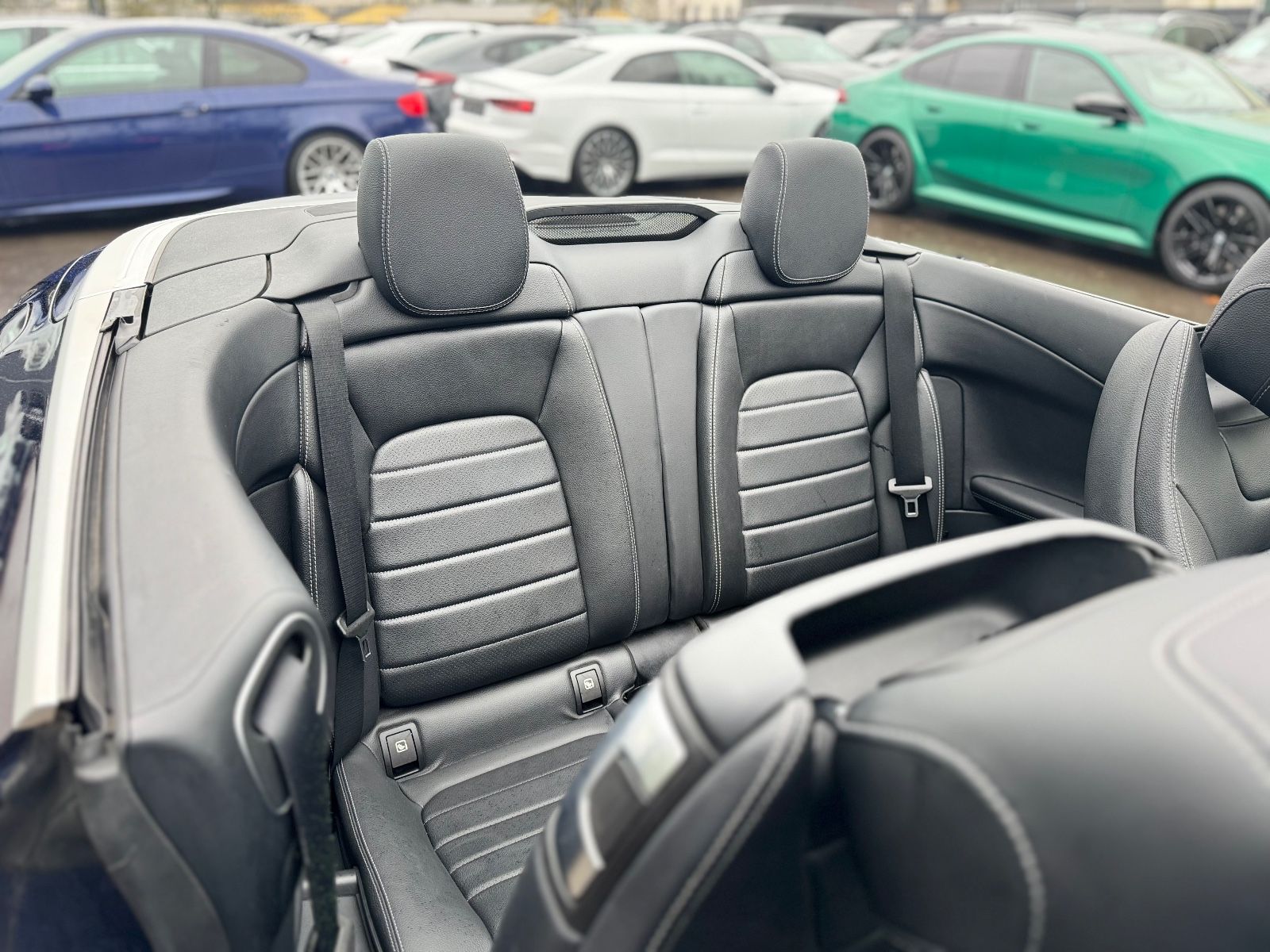 Fahrzeugabbildung Mercedes-Benz C 180 CABRIO*AMG-LINE*AIRSCARF*LEDER*VOLL-LED*