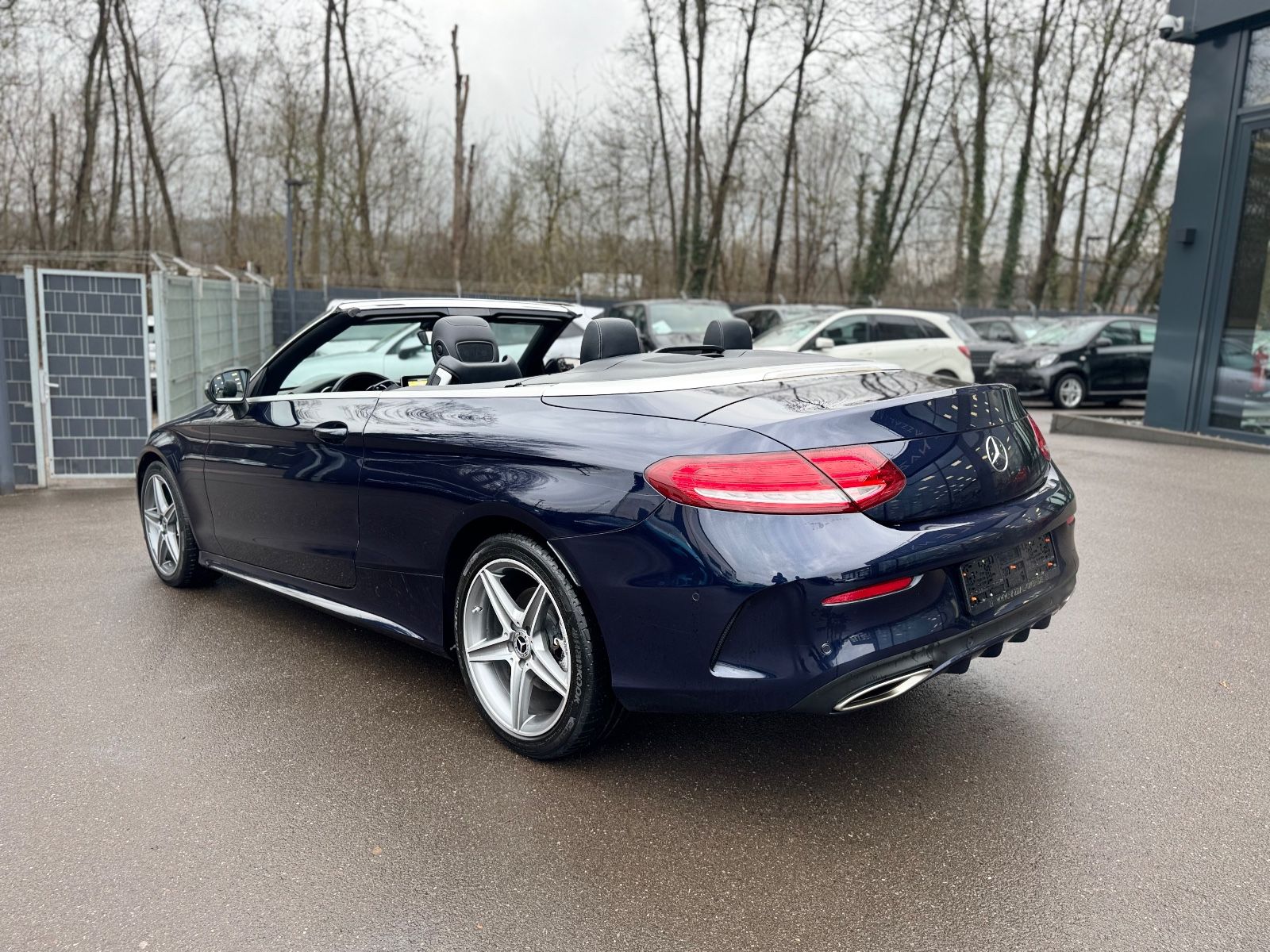 Fahrzeugabbildung Mercedes-Benz C 180 CABRIO*AMG-LINE*AIRSCARF*LEDER*VOLL-LED*