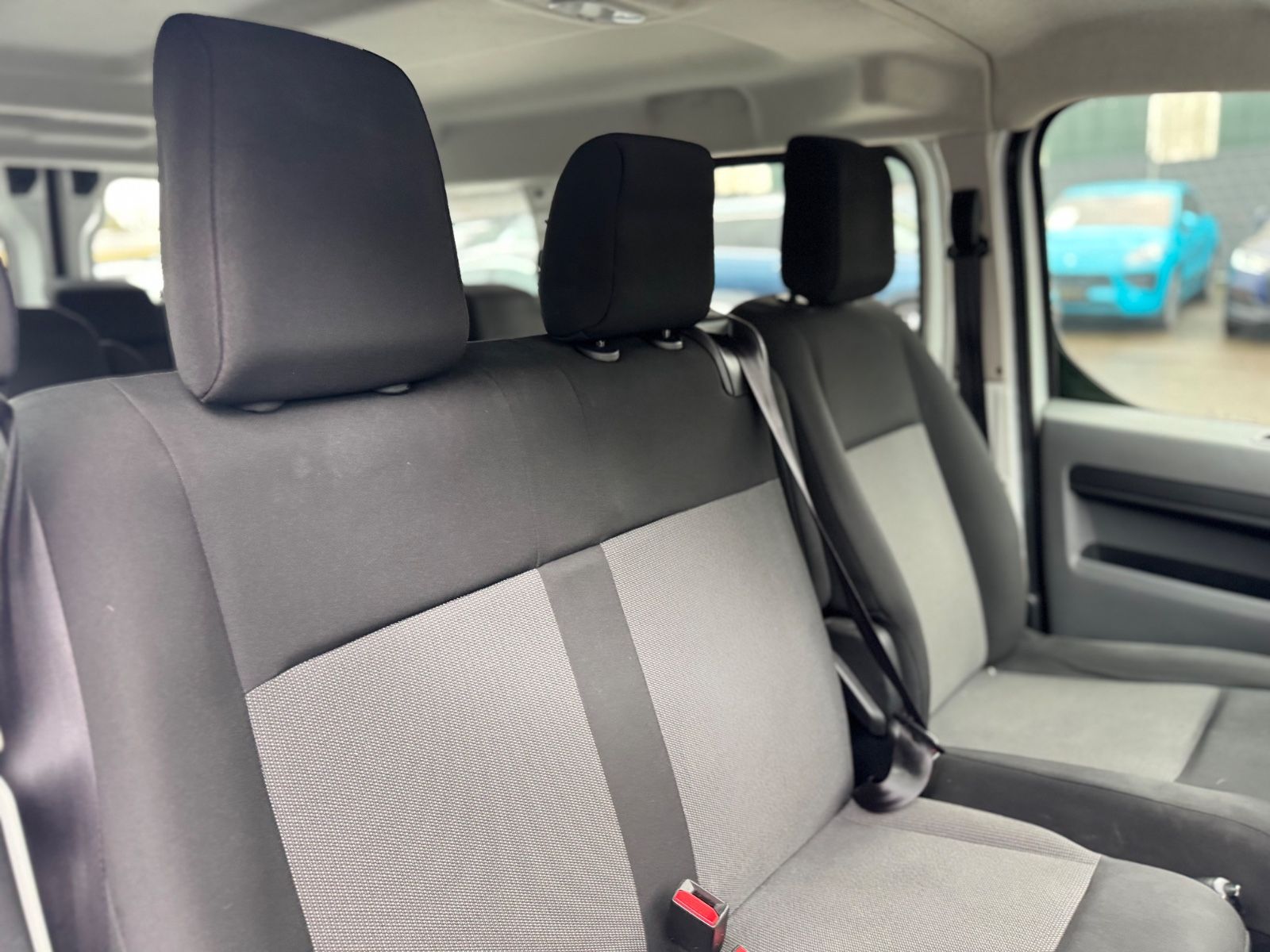 Fahrzeugabbildung Opel VIVARO *L1 *9 SITZER*KLIMA*NAVI*1.HD*PDC*TOP