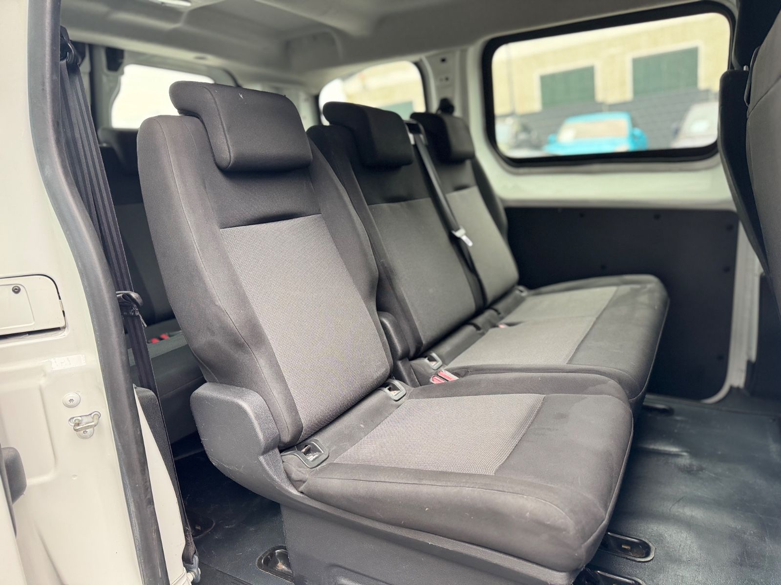 Fahrzeugabbildung Opel VIVARO *L1 *9 SITZER*KLIMA*NAVI*1.HD*PDC*TOP