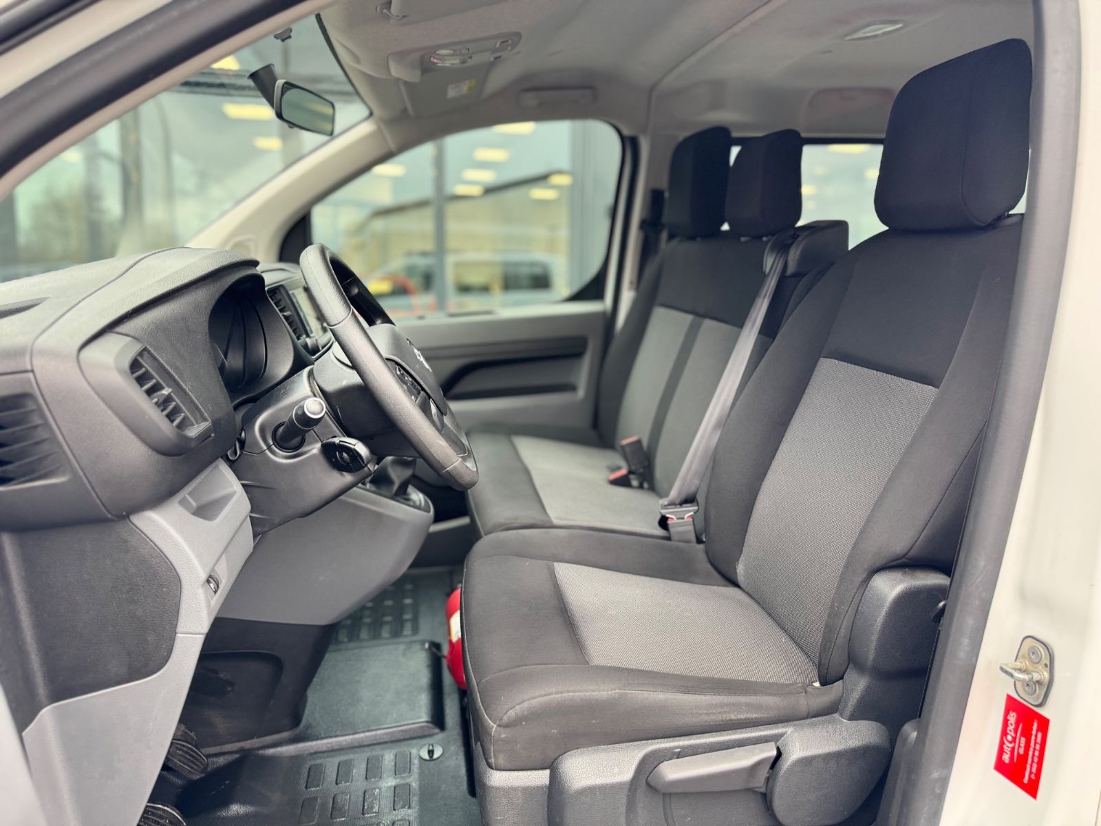 Fahrzeugabbildung Opel VIVARO *L1 *9 SITZER*KLIMA*NAVI*1.HD*PDC*TOP