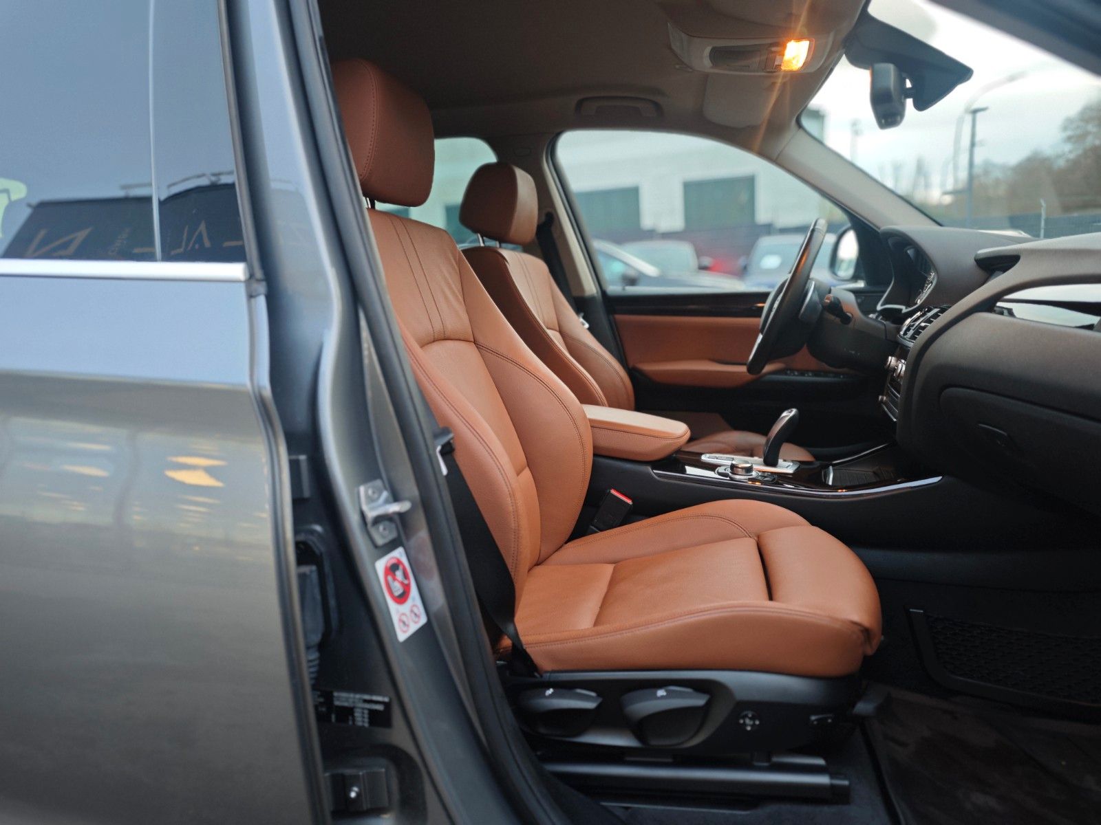 Fahrzeugabbildung BMW X3 xDrive 20 d XLINE*AUT*HEAD-UP*LEDER BRAUN*2HD