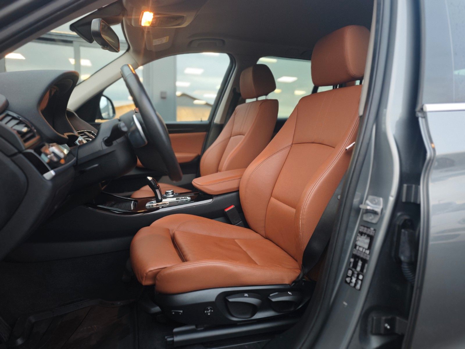 Fahrzeugabbildung BMW X3 xDrive 20 d XLINE*AUT*HEAD-UP*LEDER BRAUN*2HD