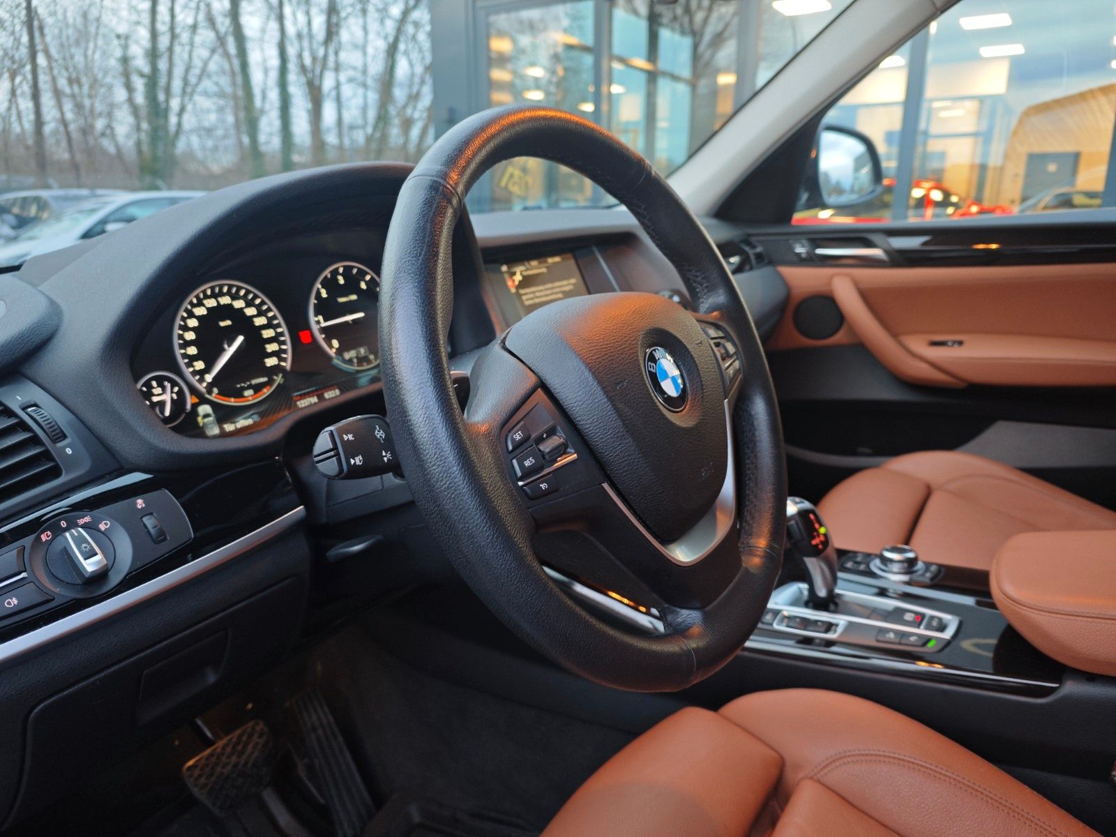 Fahrzeugabbildung BMW X3 xDrive 20 d XLINE*AUT*HEAD-UP*LEDER BRAUN*2HD