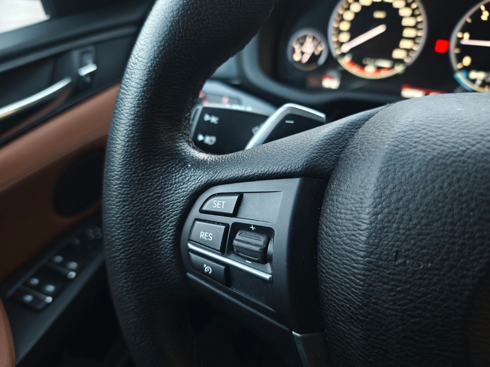 Fahrzeugabbildung BMW X3 xDrive 20 d XLINE*AUT*HEAD-UP*LEDER BRAUN*2HD