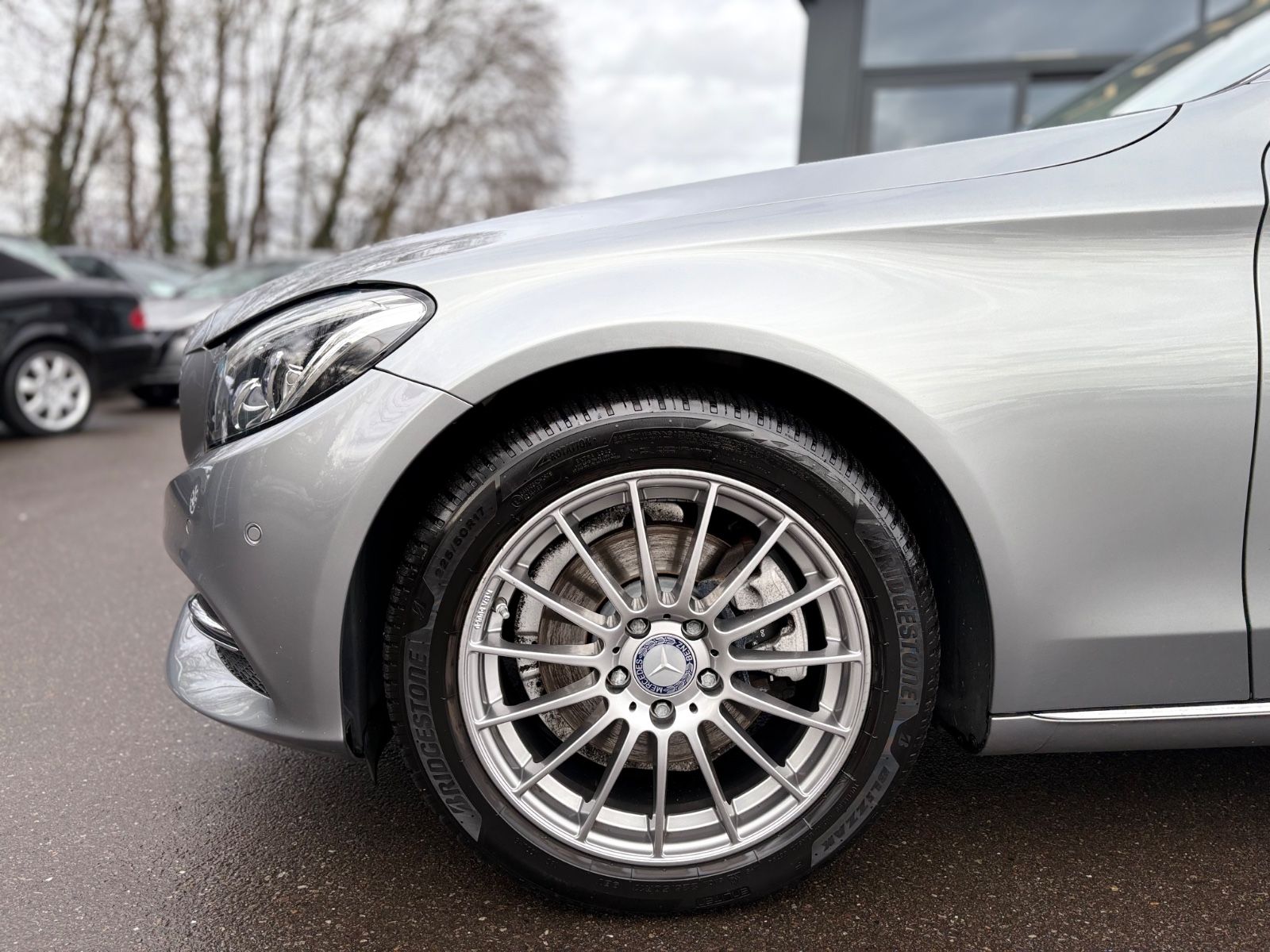 Fahrzeugabbildung Mercedes-Benz C 200 LIM*AUT*AVANTGARDE*EL.SD*SHZ*2.HD*TOP