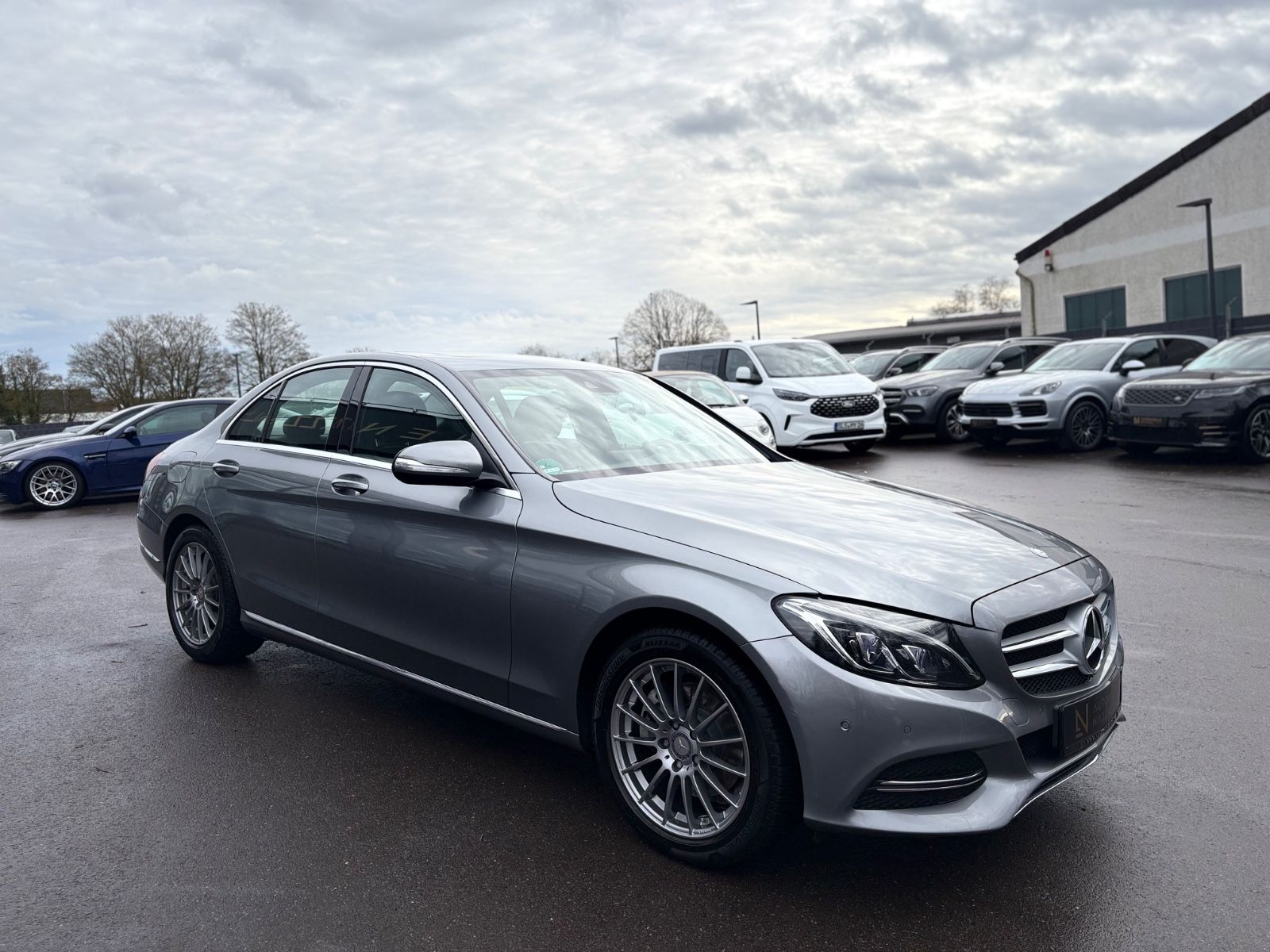 Fahrzeugabbildung Mercedes-Benz C 200 LIM*AUT*AVANTGARDE*EL.SD*SHZ*2.HD*TOP