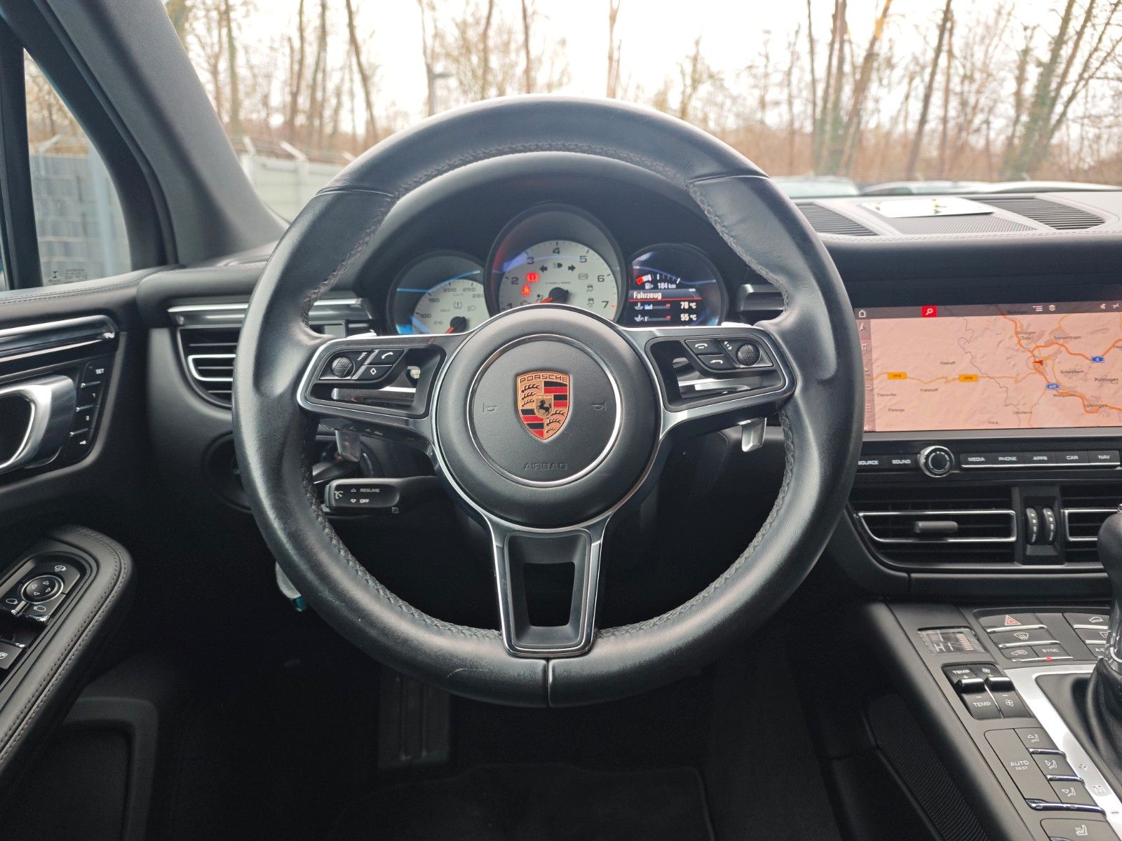 Fahrzeugabbildung Porsche MACAN S*PTS MIAMI BLUE*SPORT DESIGN*PASM*20.ZOLL