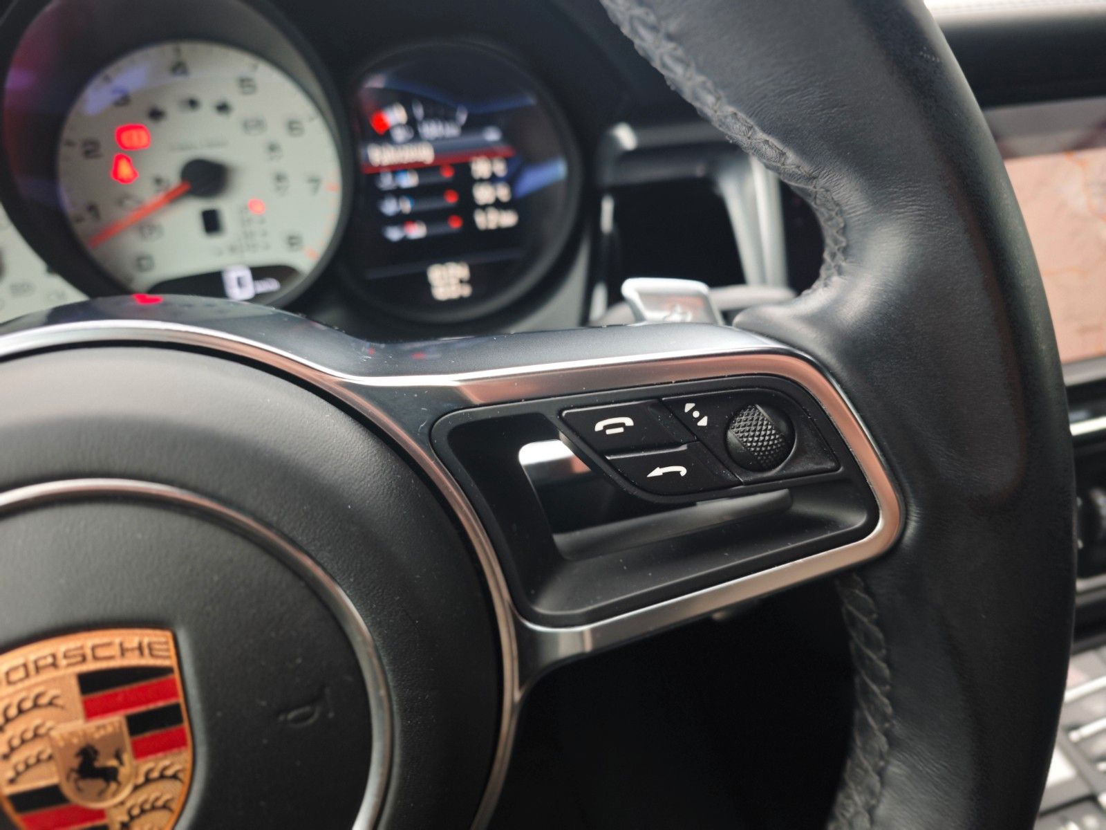 Fahrzeugabbildung Porsche MACAN S*PTS MIAMI BLUE*SPORT DESIGN*PASM*20.ZOLL