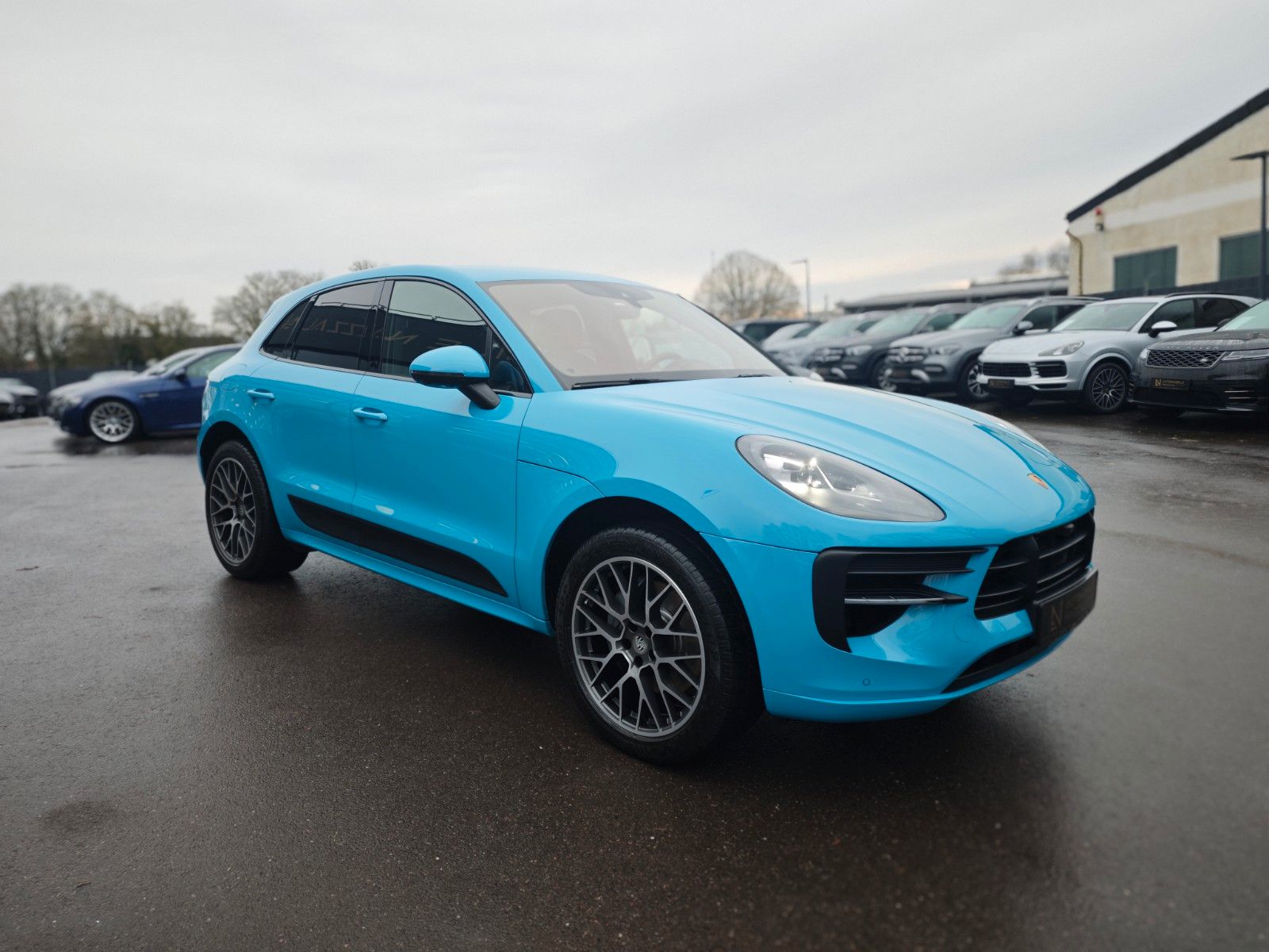 Fahrzeugabbildung Porsche MACAN S*PTS MIAMI BLUE*SPORT DESIGN*PASM*20.ZOLL