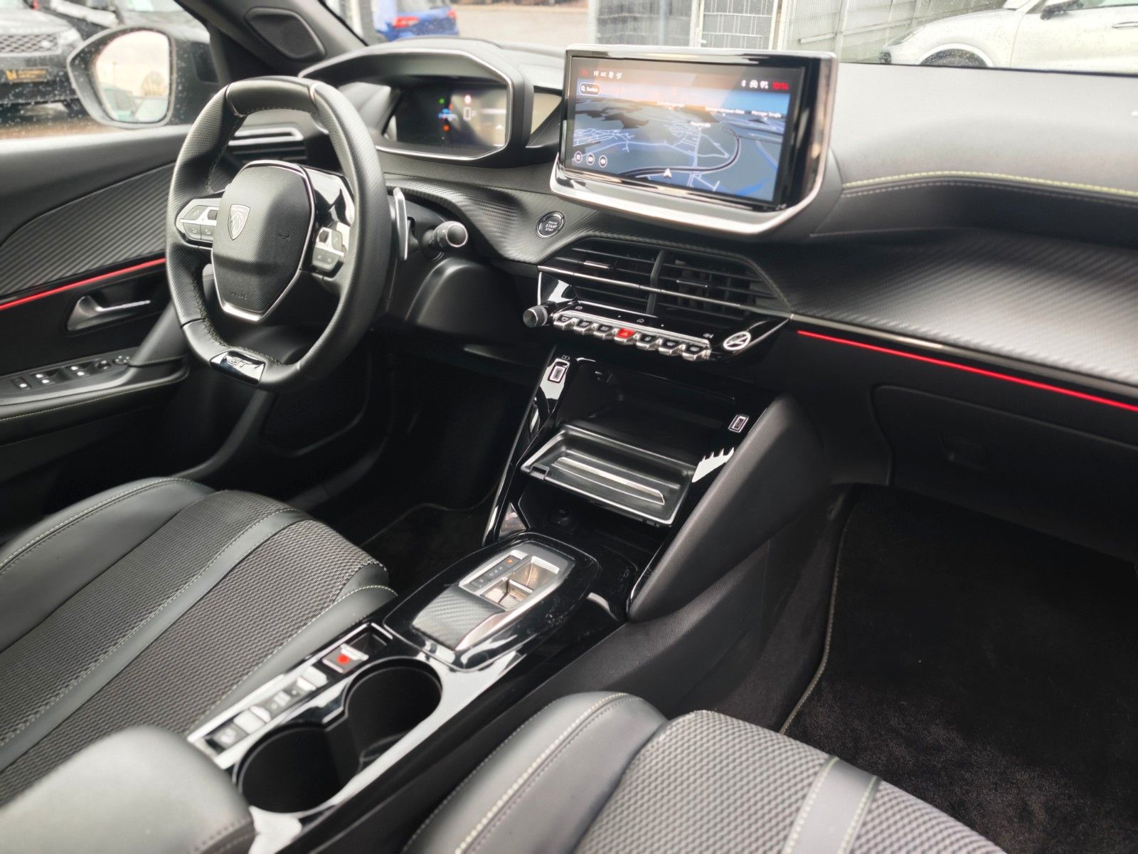 Fahrzeugabbildung Peugeot 2008 GT*AUT*1.HD*VOLL-LED*KAMERA*ASSIST PACK*TOP