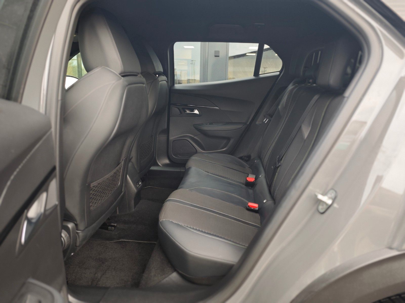 Fahrzeugabbildung Peugeot 2008 GT*AUT*1.HD*VOLL-LED*KAMERA*ASSIST PACK*TOP