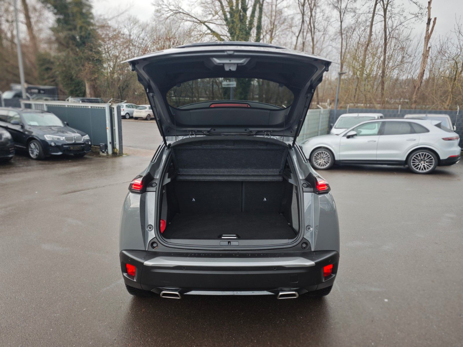 Fahrzeugabbildung Peugeot 2008 GT*AUT*1.HD*VOLL-LED*KAMERA*ASSIST PACK*TOP