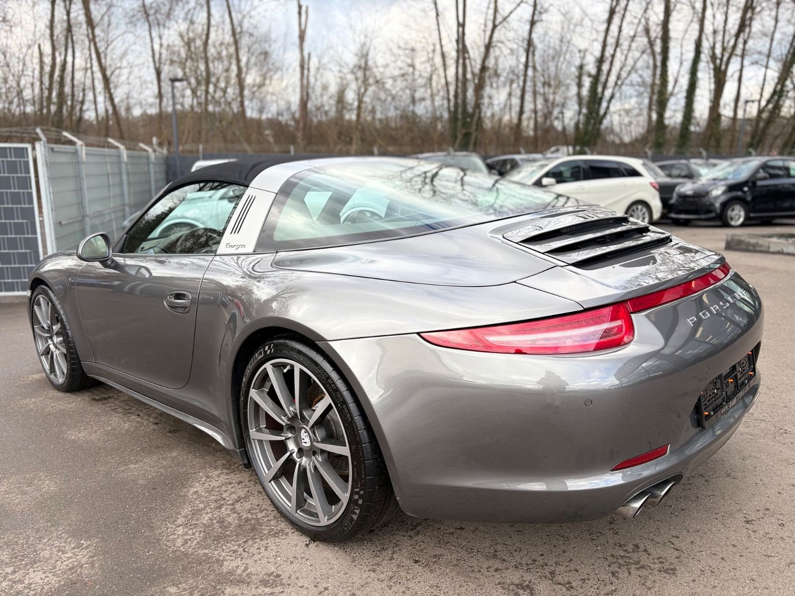 Fahrzeugabbildung Porsche 991 911 TARGA 4S *BOSE*NAVI*20 ZOLL*KAMERA*
