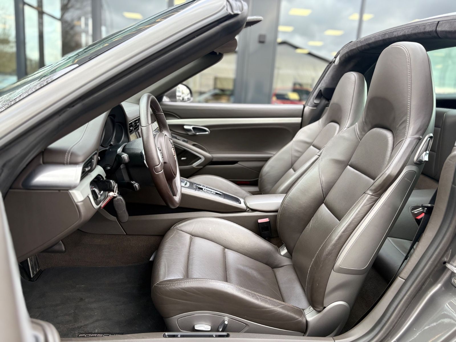 Fahrzeugabbildung Porsche 991 911 TARGA 4S *BOSE*NAVI*20 ZOLL*KAMERA*