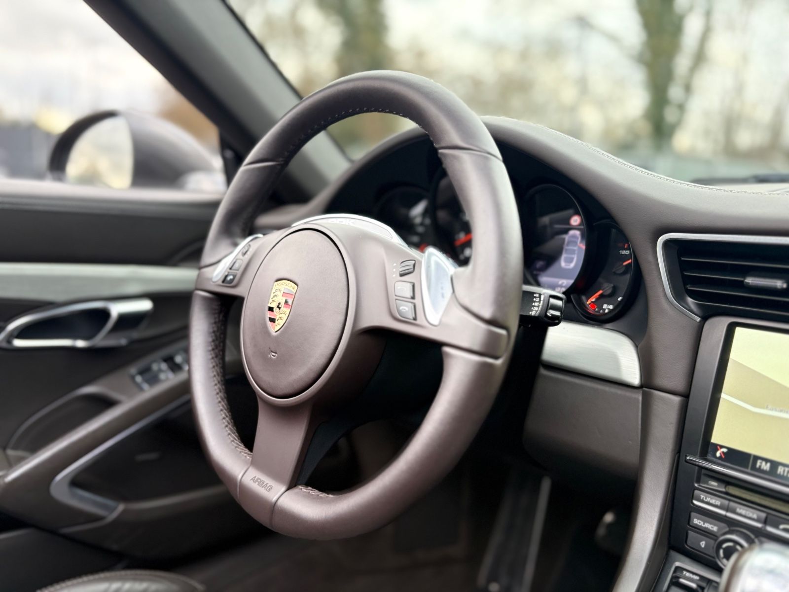 Fahrzeugabbildung Porsche 991 911 TARGA 4S *BOSE*NAVI*20 ZOLL*KAMERA*