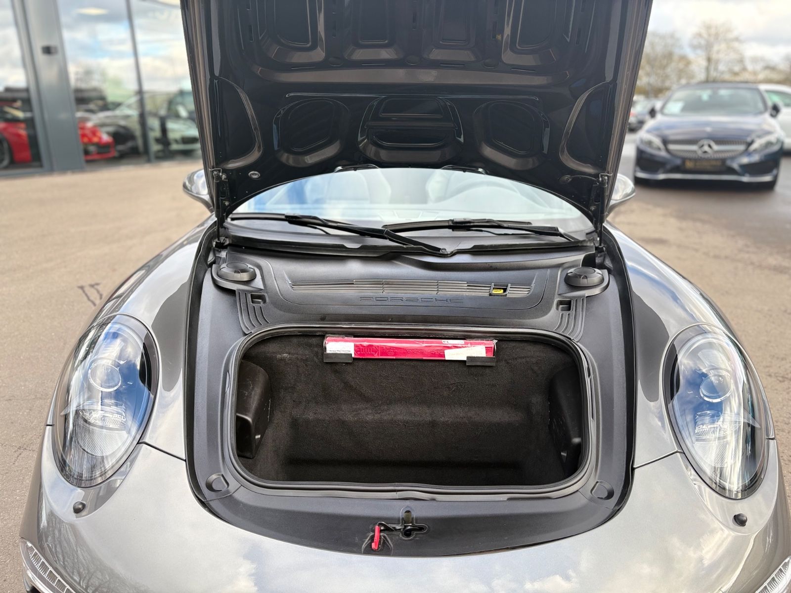 Fahrzeugabbildung Porsche 991 911 TARGA 4S *BOSE*NAVI*20 ZOLL*KAMERA*