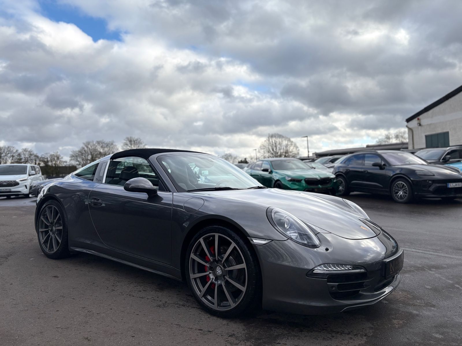 Fahrzeugabbildung Porsche 991 911 TARGA 4S *BOSE*NAVI*20 ZOLL*KAMERA*