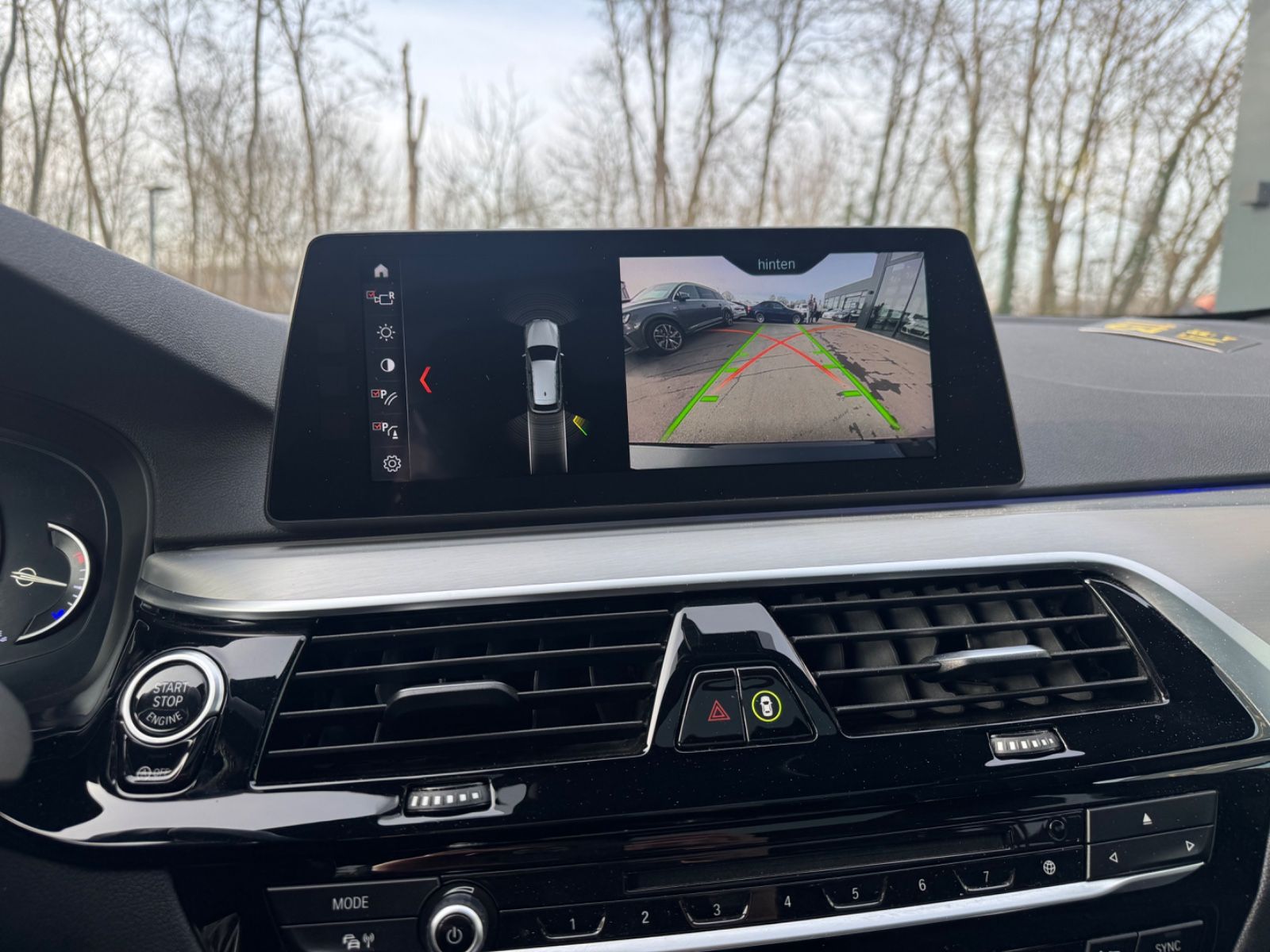 Fahrzeugabbildung BMW 540i xDrive SPORT LINE*SHADOW*SOFT-CLOSE*PANO*