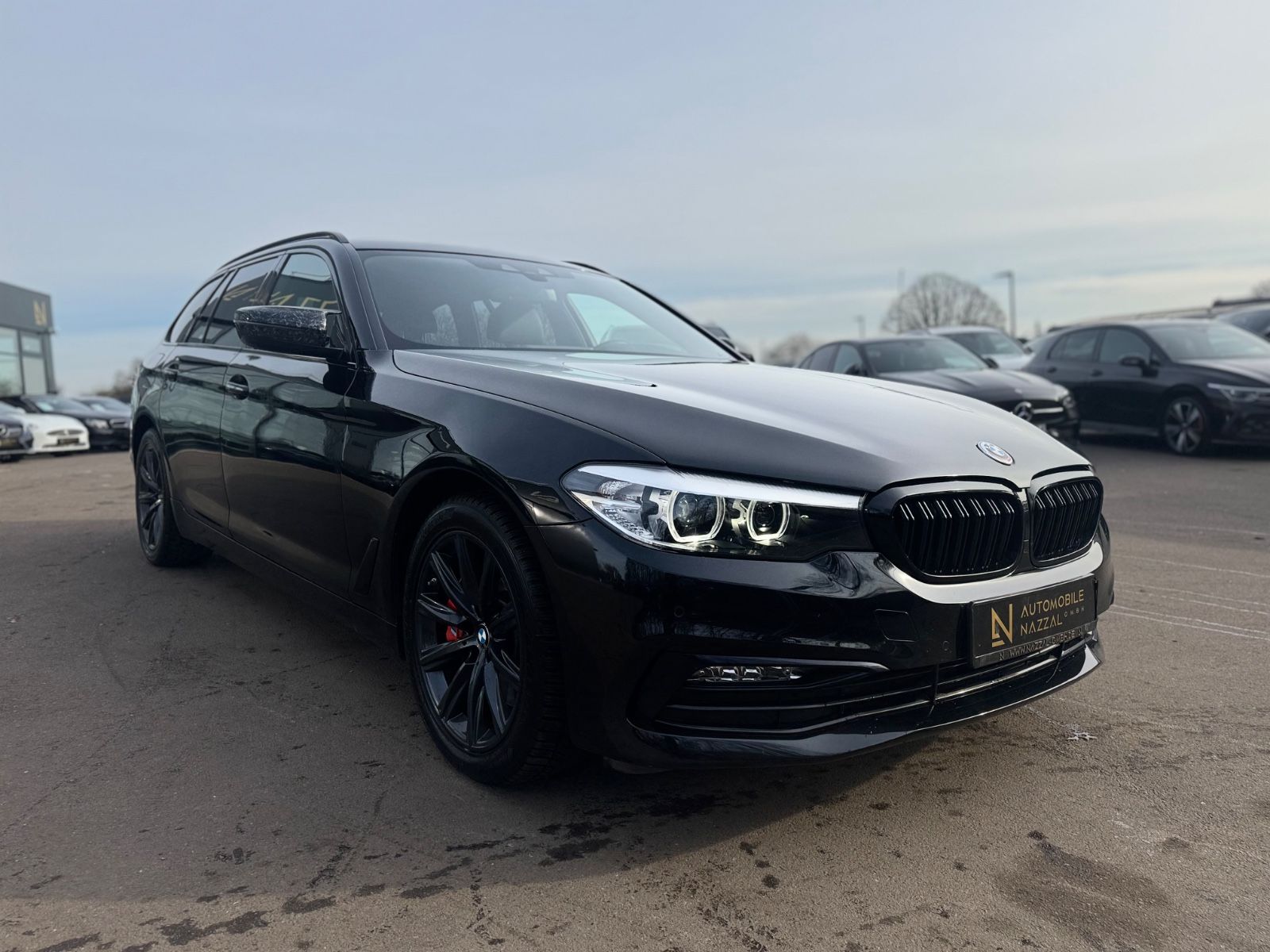 Fahrzeugabbildung BMW 540i xDrive SPORT LINE*SHADOW*SOFT-CLOSE*PANO*