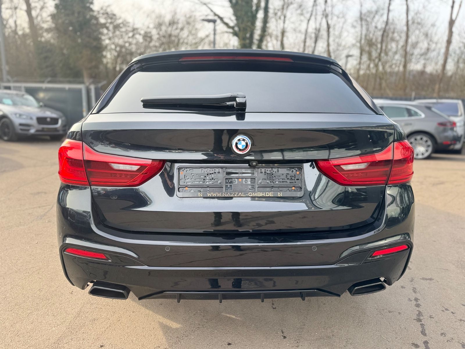 Fahrzeugabbildung BMW 540i xDrive SPORT LINE*SHADOW*SOFT-CLOSE*PANO*