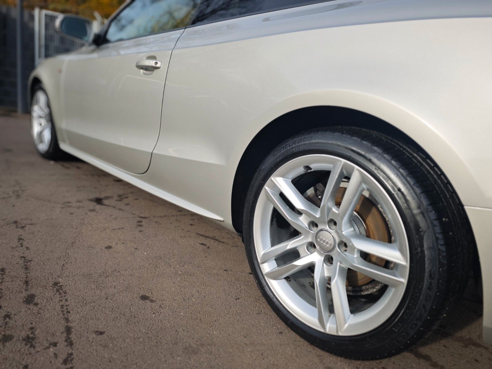 Fahrzeugabbildung Audi A5 COUPE *S-LINE SPORT+*BI-XENON*SHZ*PDC*