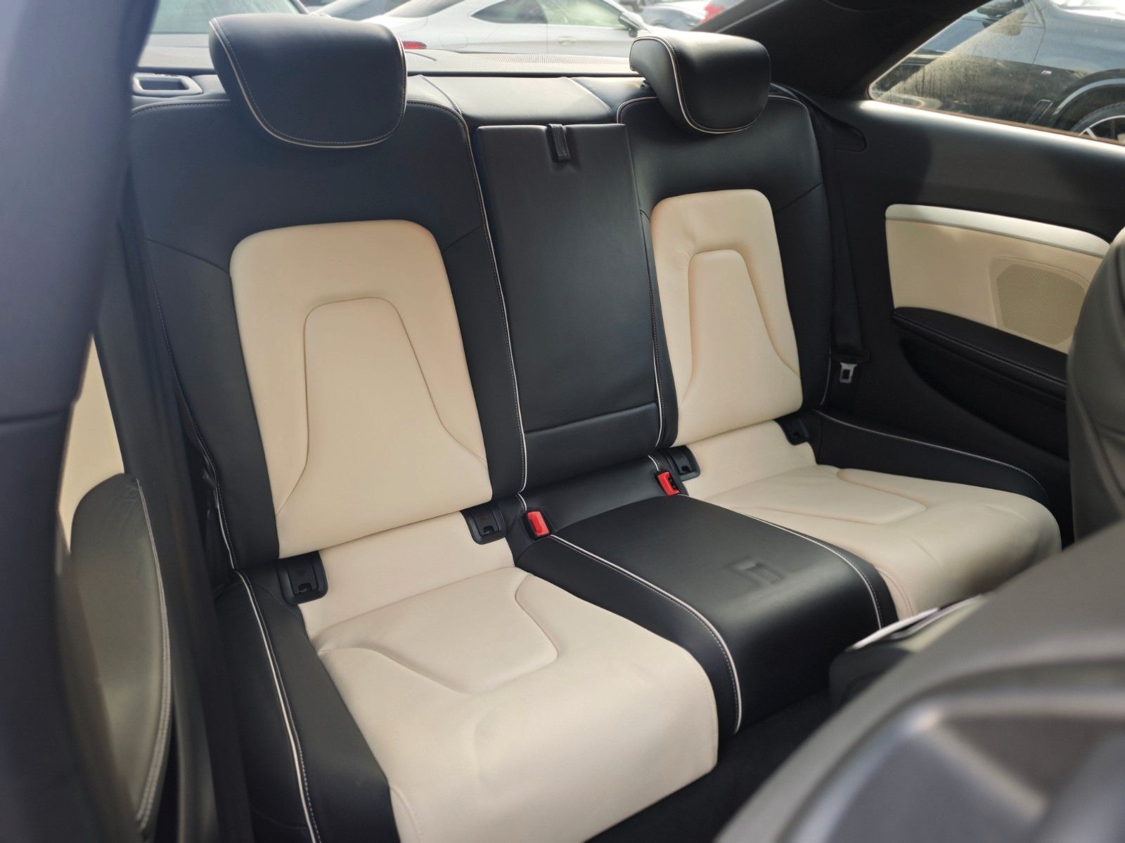 Fahrzeugabbildung Audi A5 COUPE *S-LINE SPORT+*BI-XENON*SHZ*PDC*