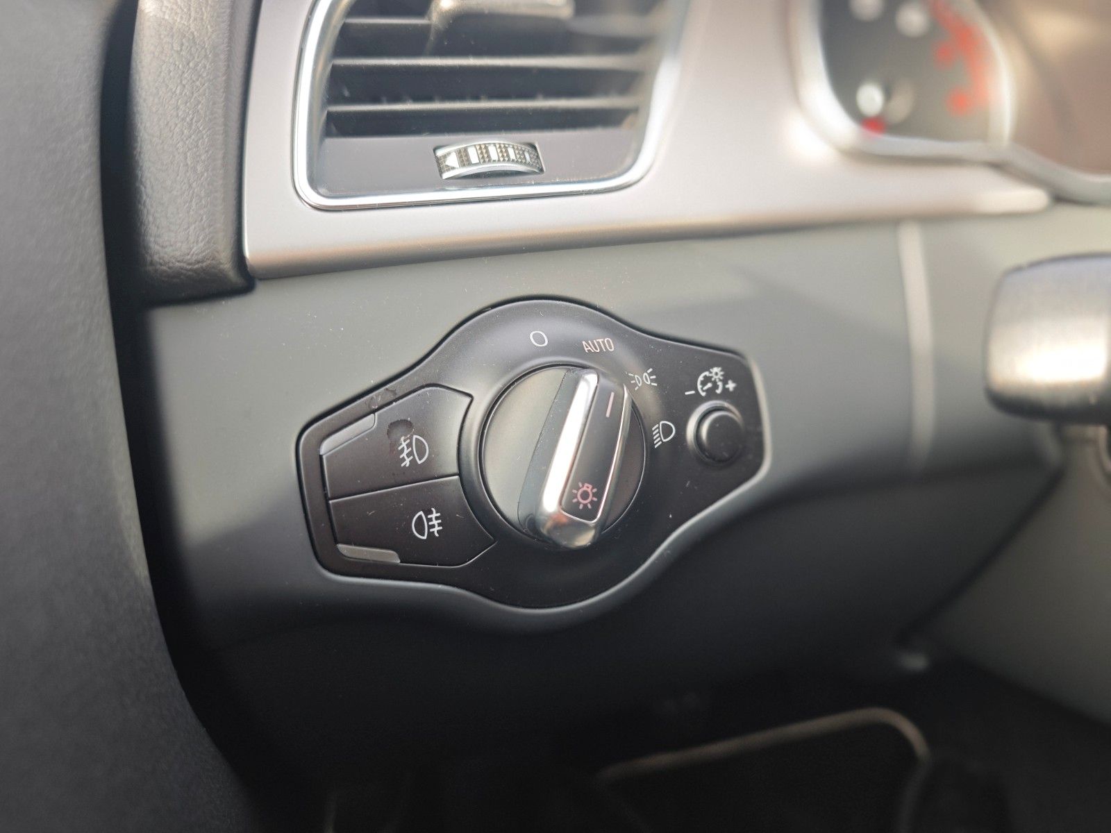 Fahrzeugabbildung Audi A5 COUPE *S-LINE SPORT+*BI-XENON*SHZ*PDC*