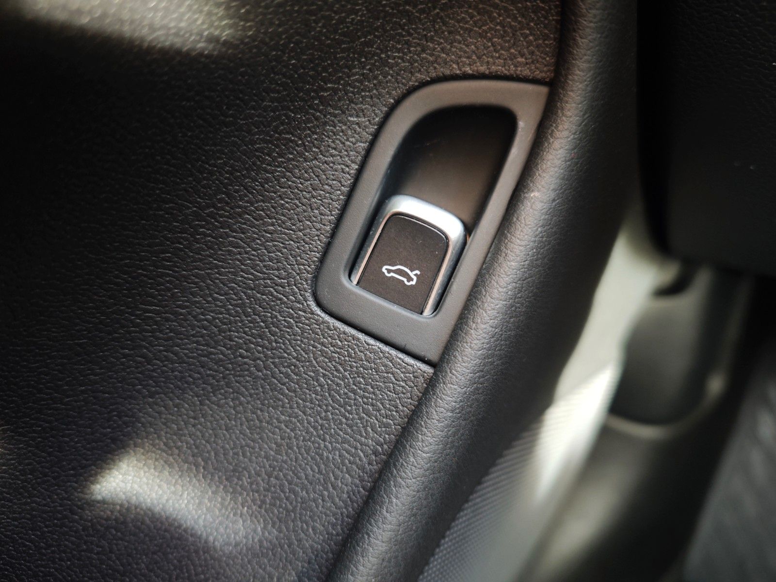 Fahrzeugabbildung Audi A5 COUPE *S-LINE SPORT+*BI-XENON*SHZ*PDC*