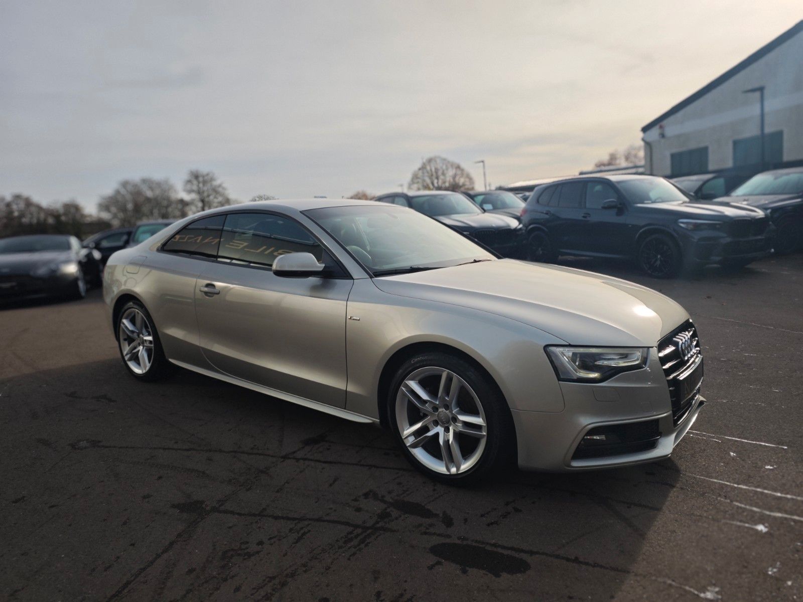 Fahrzeugabbildung Audi A5 COUPE *S-LINE SPORT+*BI-XENON*SHZ*PDC*