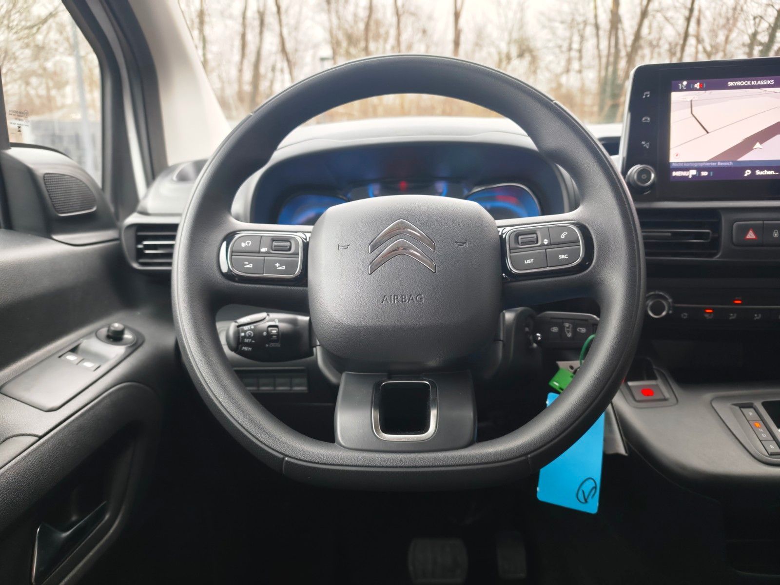 Fahrzeugabbildung Citroën BERLINGO FEEL*AUT*2X SCHIEBETÜREN*1.HD*5 SITZER*