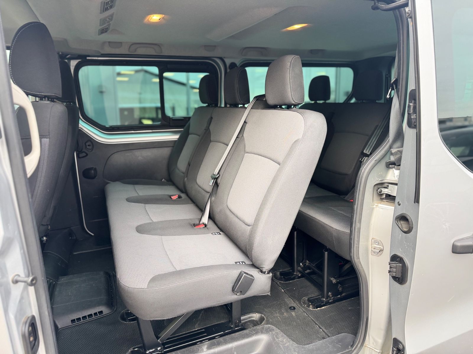 Fahrzeugabbildung Fiat Talento L2H1 FAMILY*8 SITZER*AHK*2.HD*KAMERA*