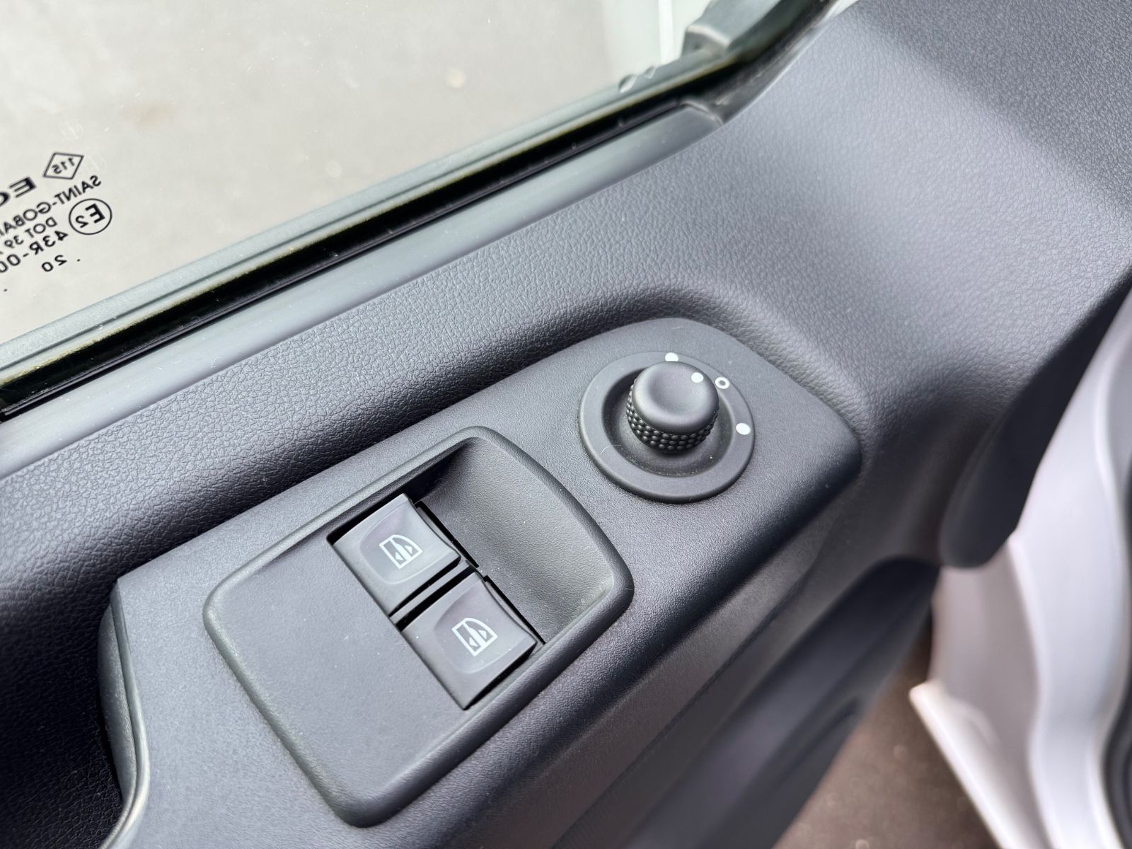 Fahrzeugabbildung Fiat Talento L2H1 FAMILY*8 SITZER*AHK*2.HD*KAMERA*