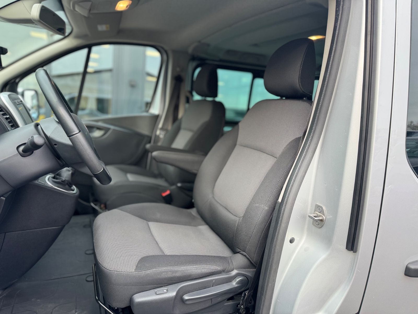 Fahrzeugabbildung Fiat Talento L2H1 FAMILY*8 SITZER*AHK*2.HD*KAMERA*