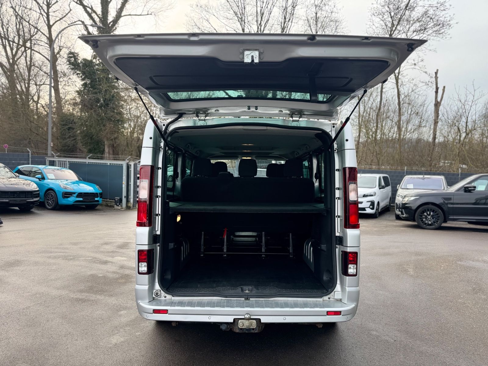 Fahrzeugabbildung Fiat Talento L2H1 FAMILY*8 SITZER*AHK*2.HD*KAMERA*