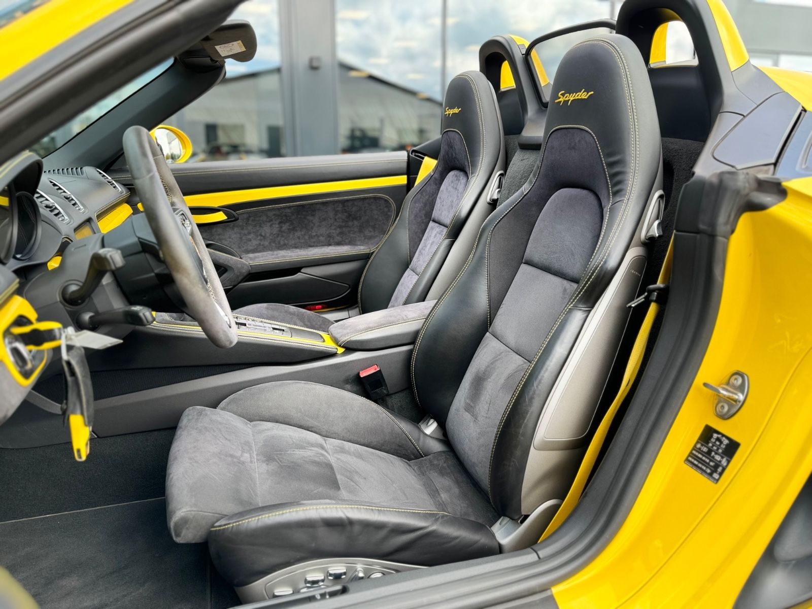 Fahrzeugabbildung Porsche BOXSTER SPYDER 718*PASM*APPROVED:06.2028*