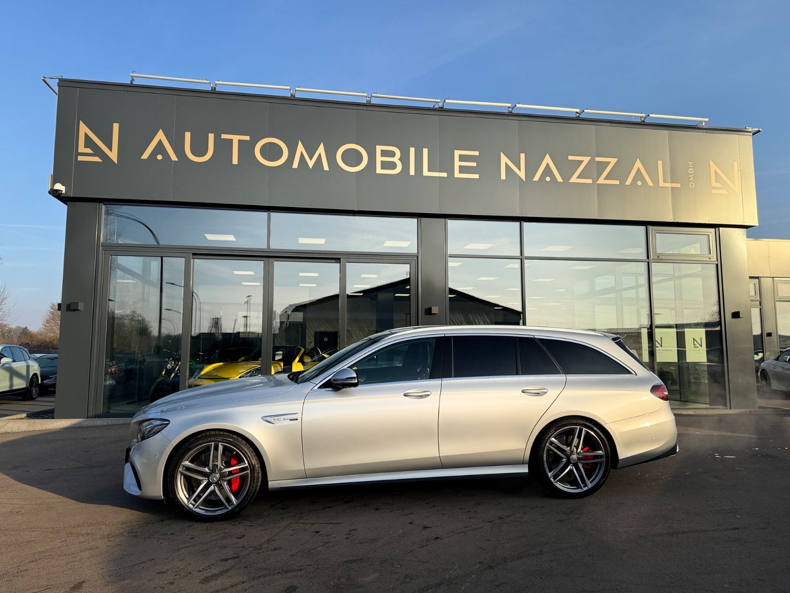Fahrzeugabbildung Mercedes-Benz E 63S 4M T*PERFORMANCE-SITZE*CARBON*BURMESTER*