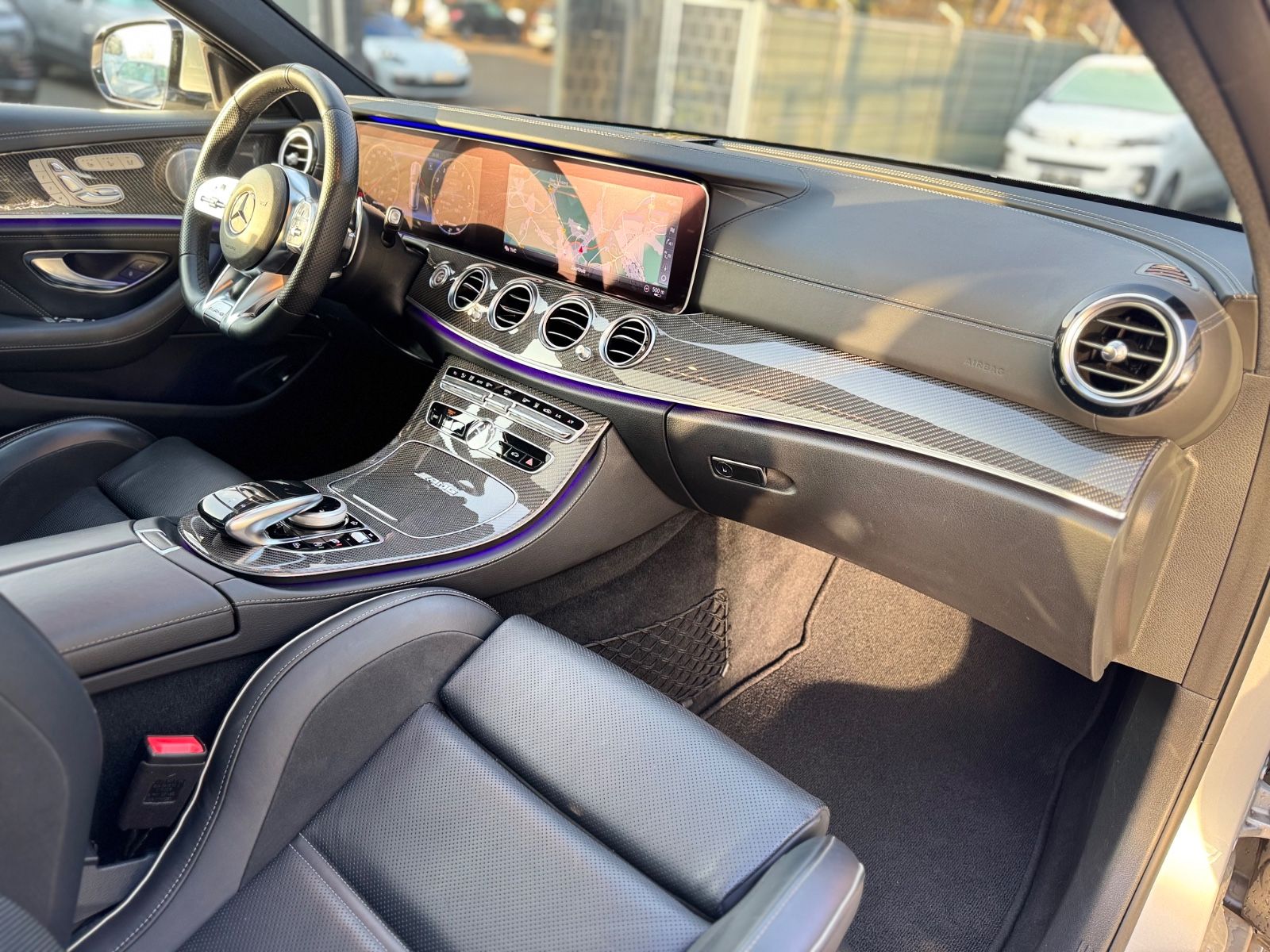 Fahrzeugabbildung Mercedes-Benz E 63S 4M T*PERFORMANCE-SITZE*CARBON*BURMESTER*