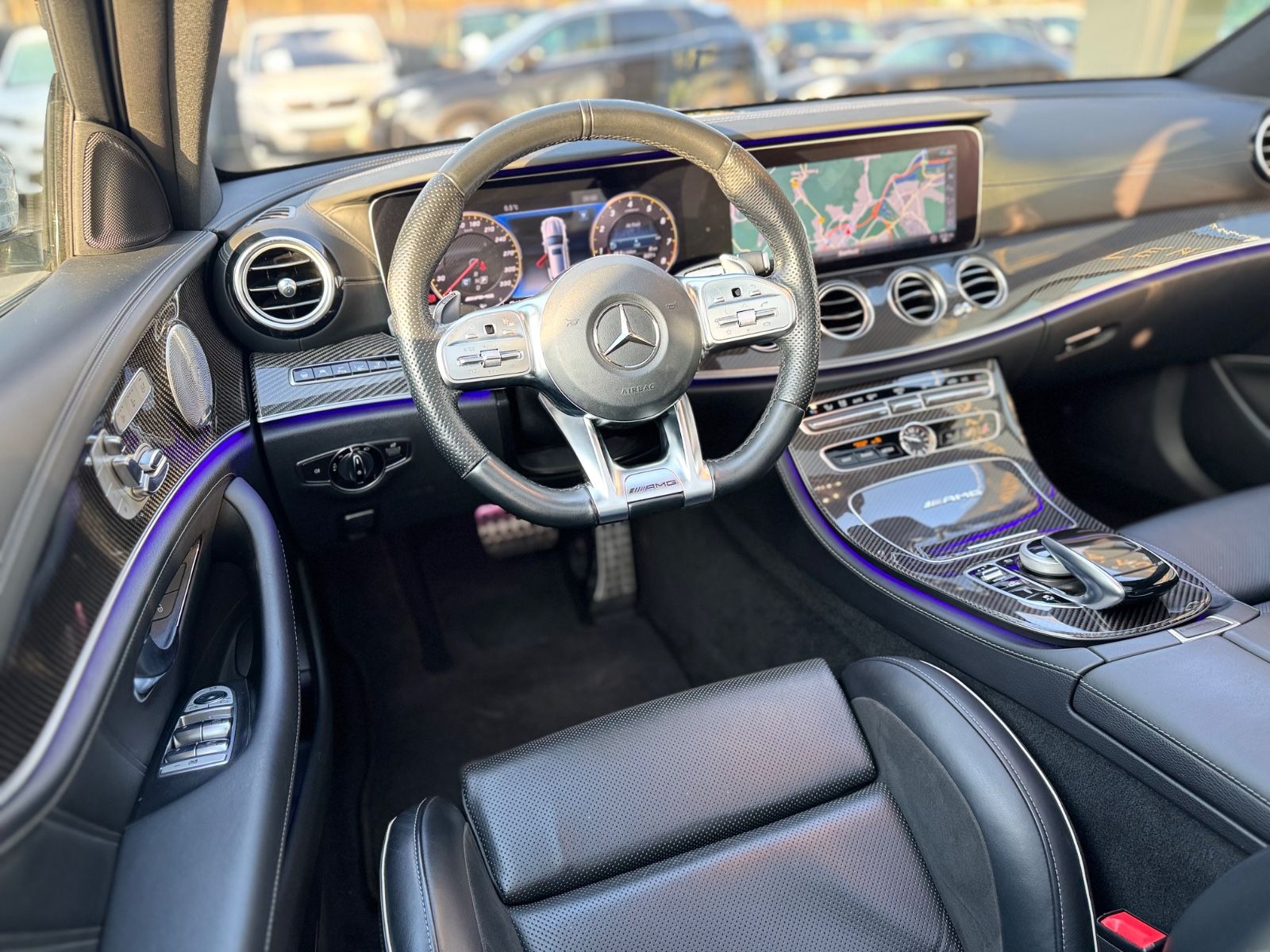 Fahrzeugabbildung Mercedes-Benz E 63S 4M T*PERFORMANCE-SITZE*CARBON*BURMESTER*